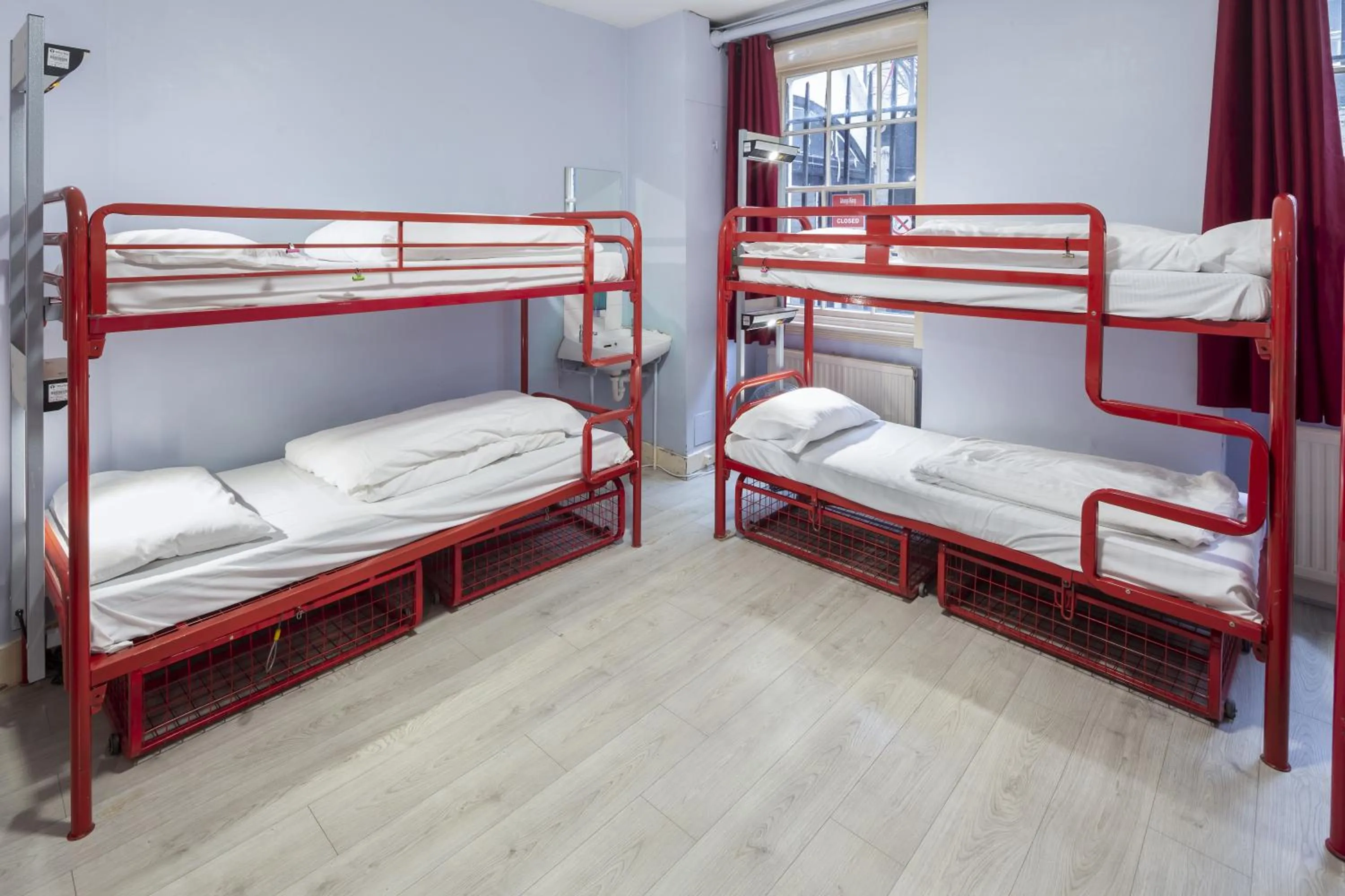 bunk bed, Bed in Astor Museum Hostel