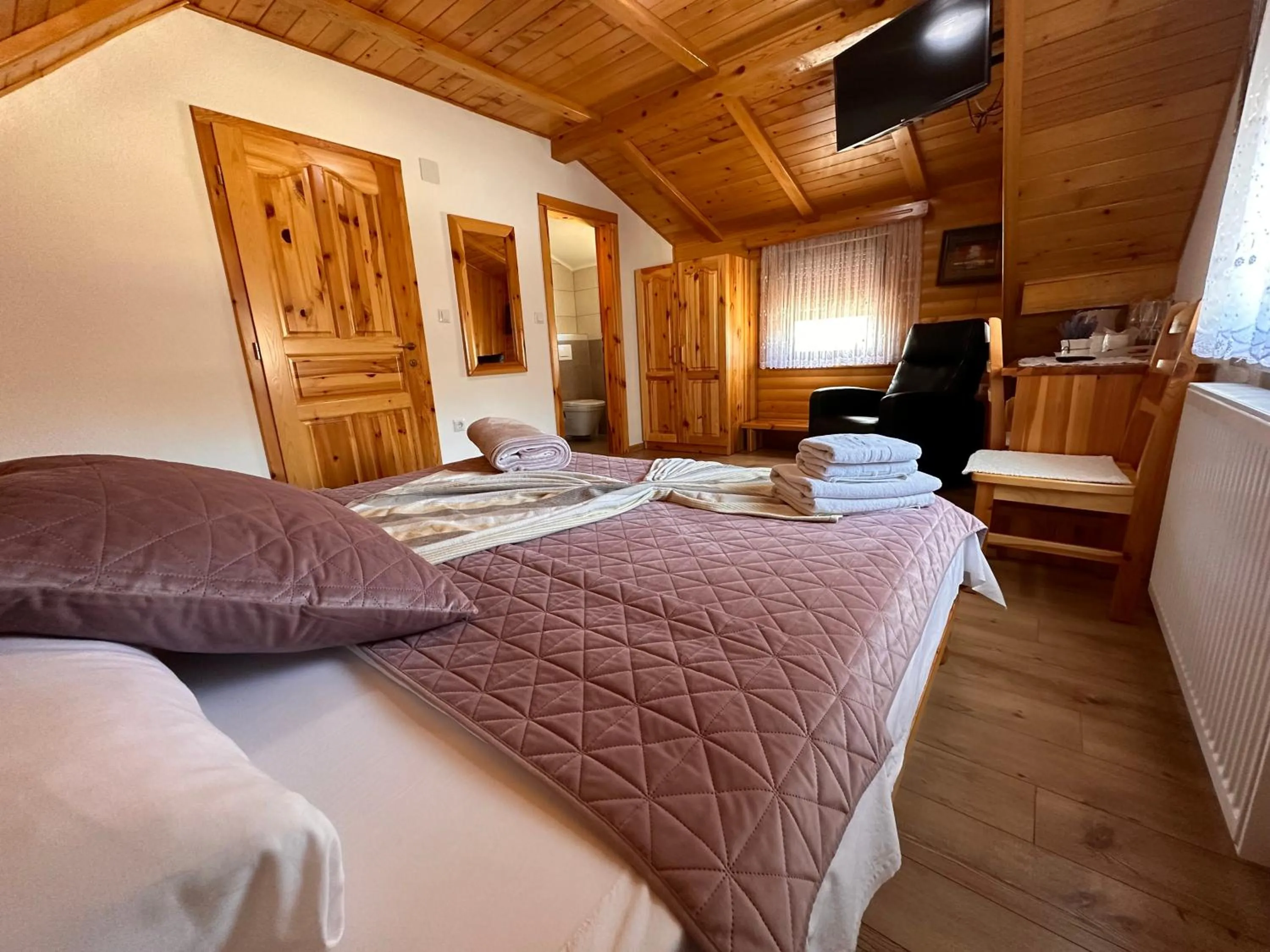 Bedroom, Bed in Guesthouse Green Valley