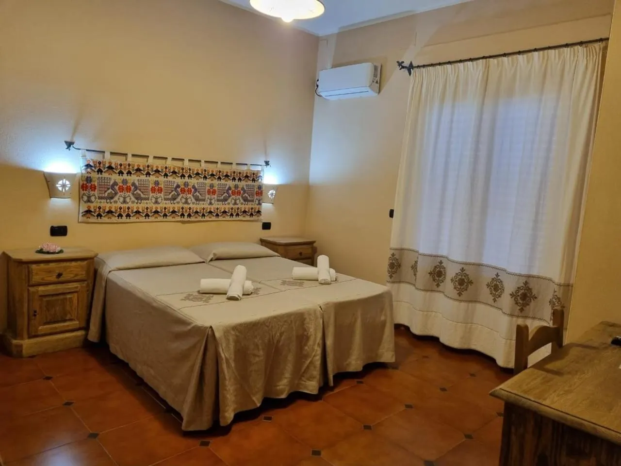 Bed in Hotel Plammas