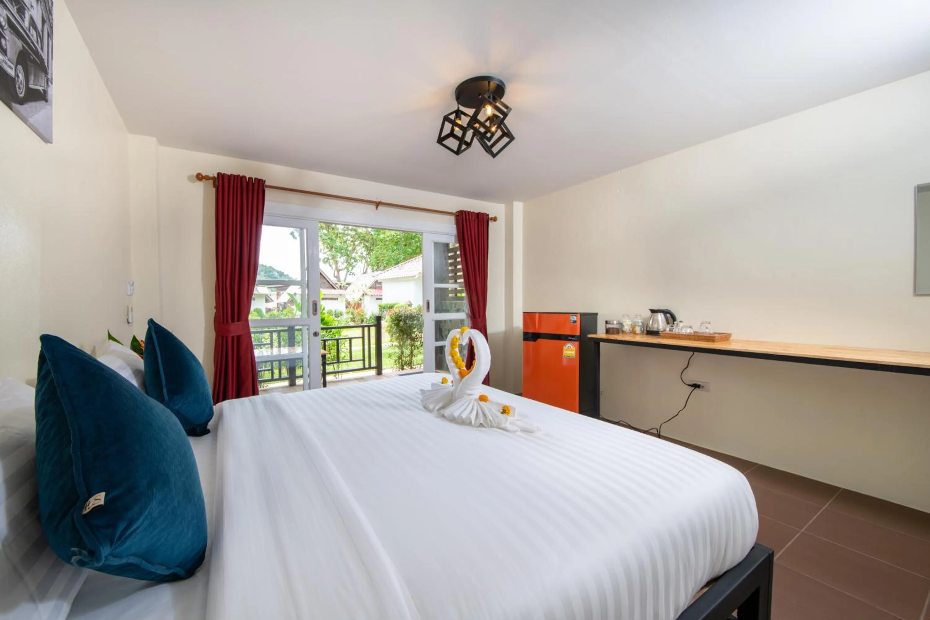 Bed in Thong Nai Pan Beach Residence