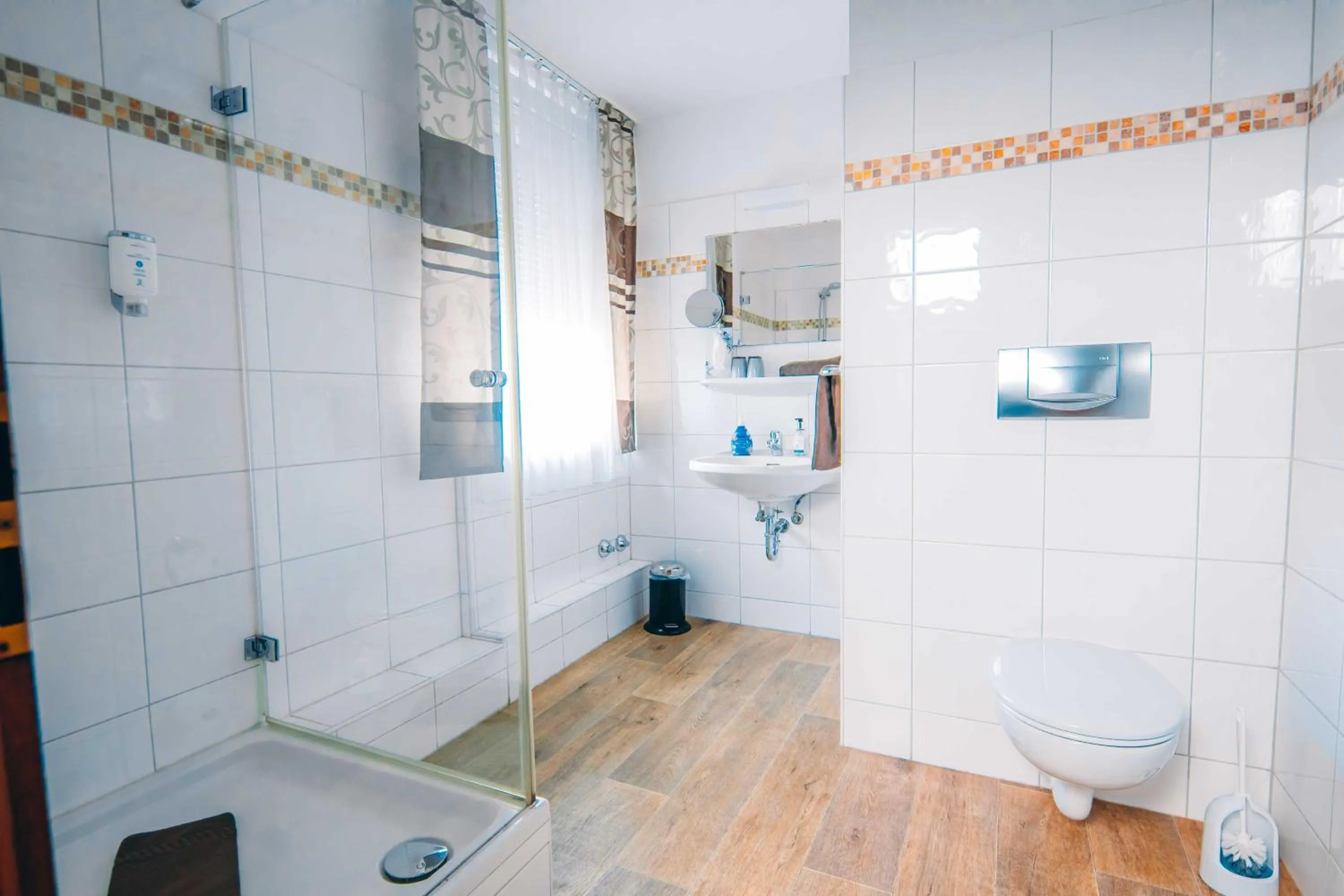 Shower in Hotel Restaurant Benger