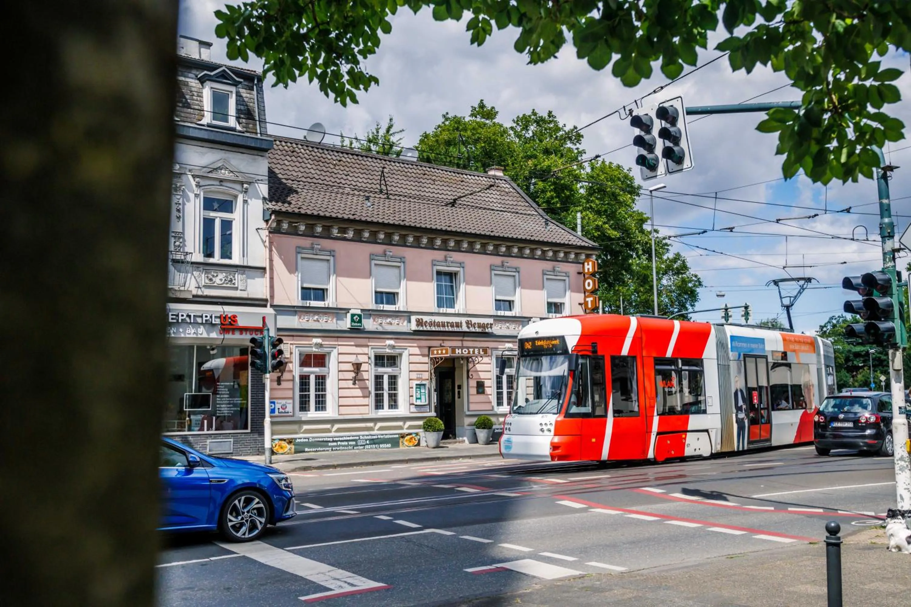 Property building in Hotel Restaurant Benger