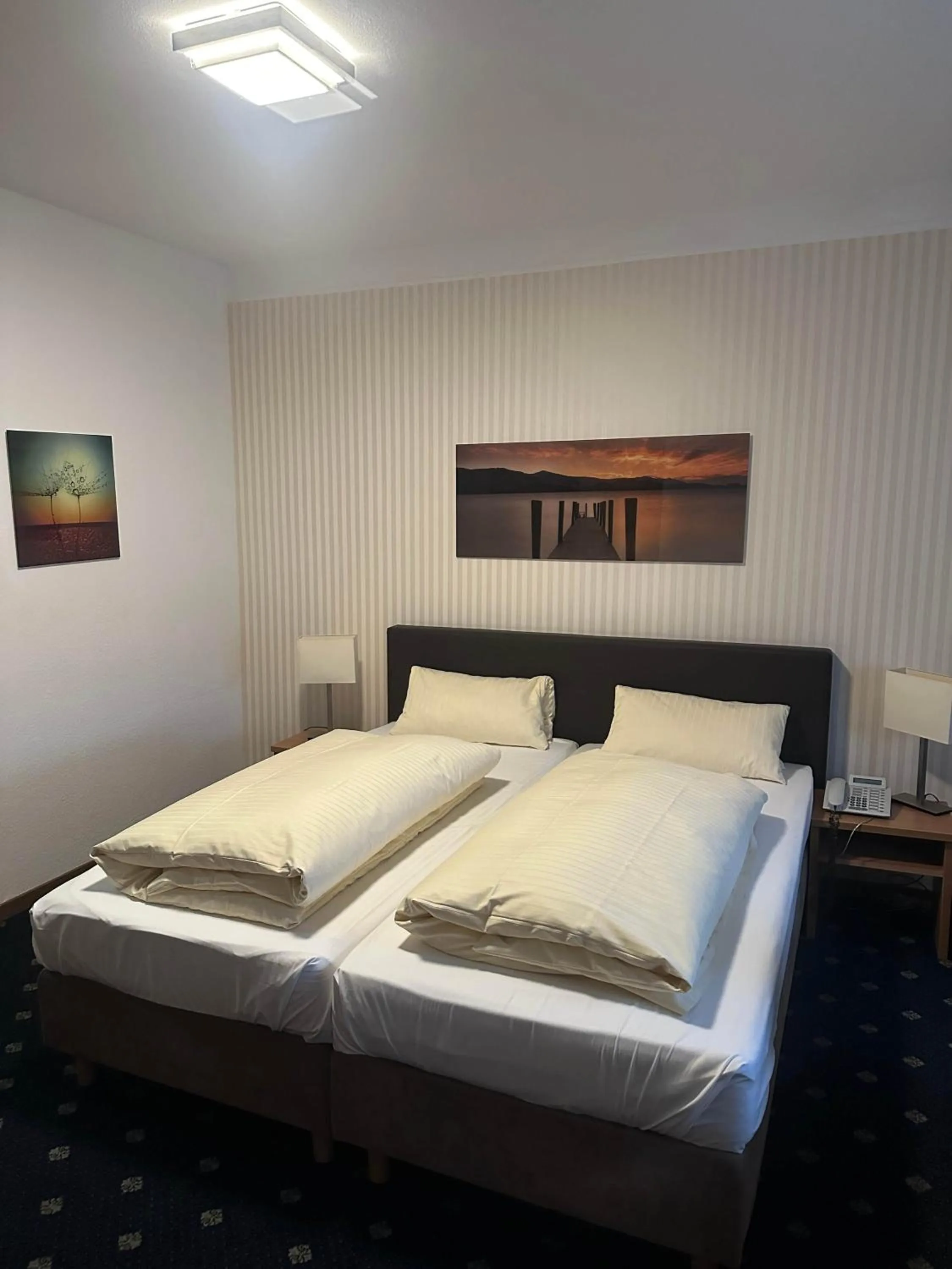 Bed in Hotel Restaurant Benger