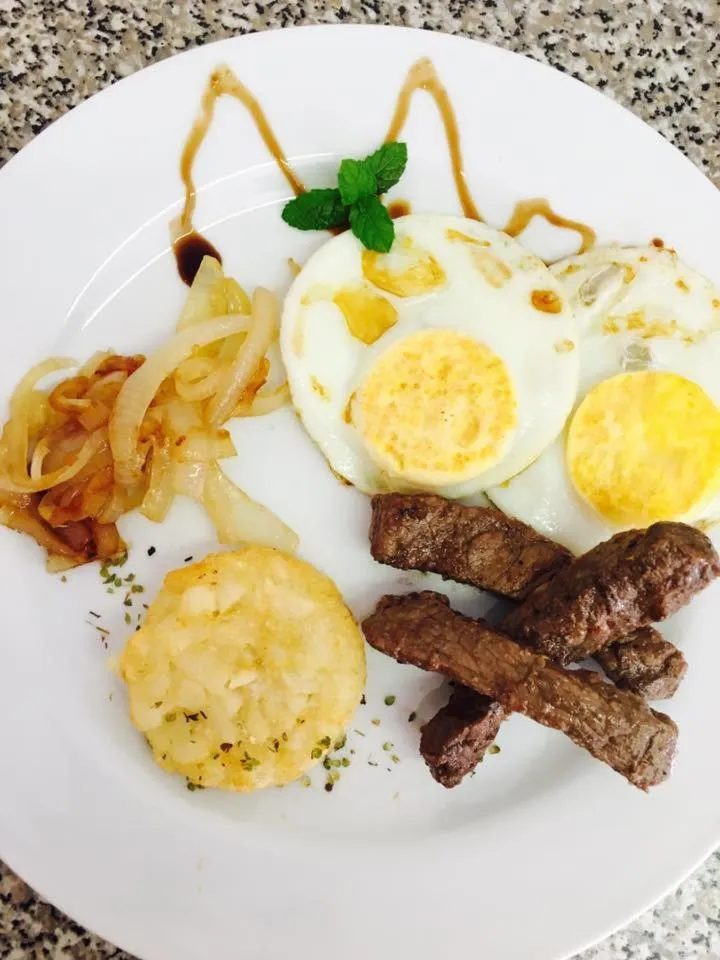 Food in The Hedge Guesthouse