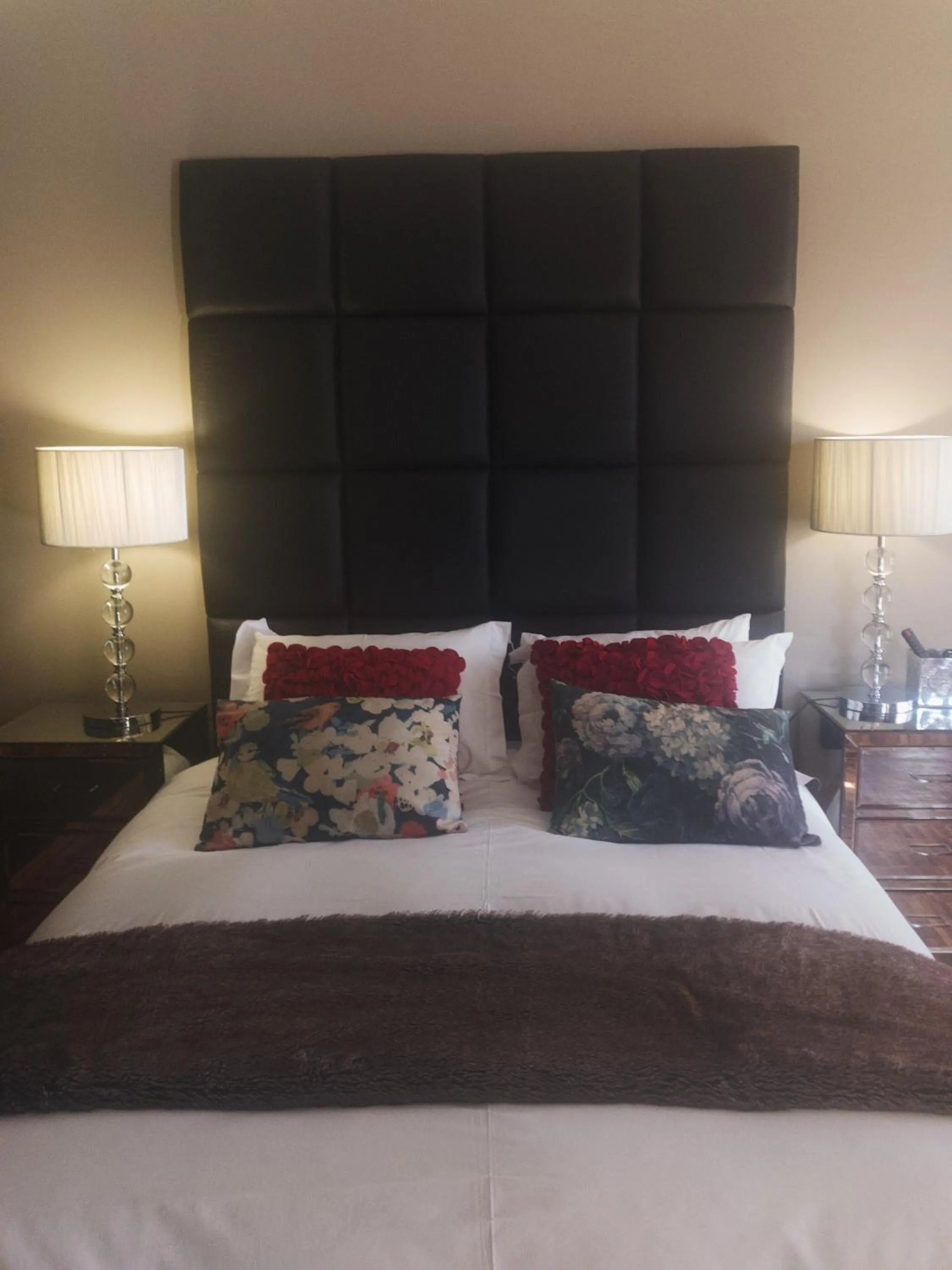 Bedroom, Bed in The Hedge Guesthouse