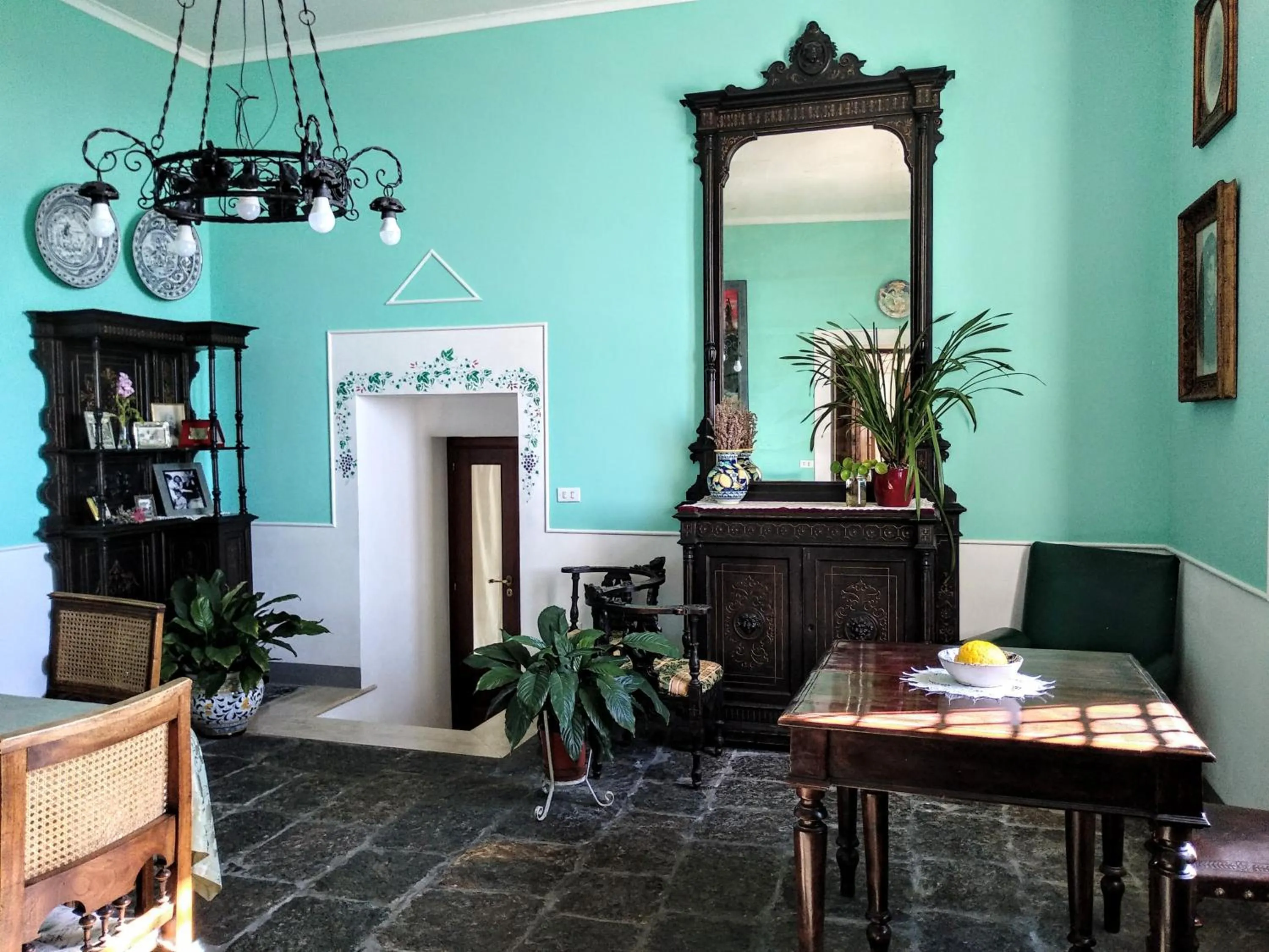 Dining area in B&B Casa Gemma