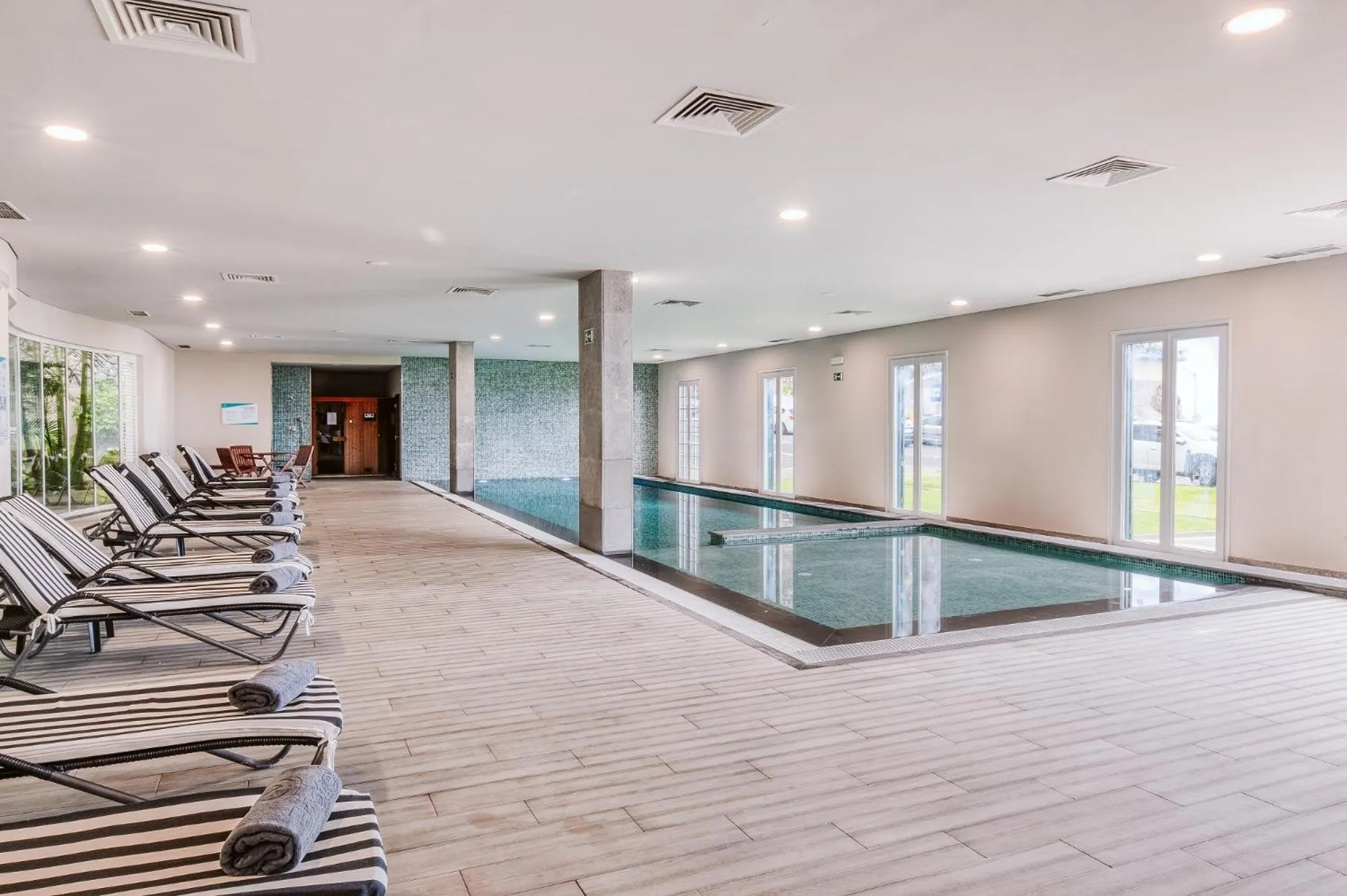 Swimming pool in Enotel Sunset Bay