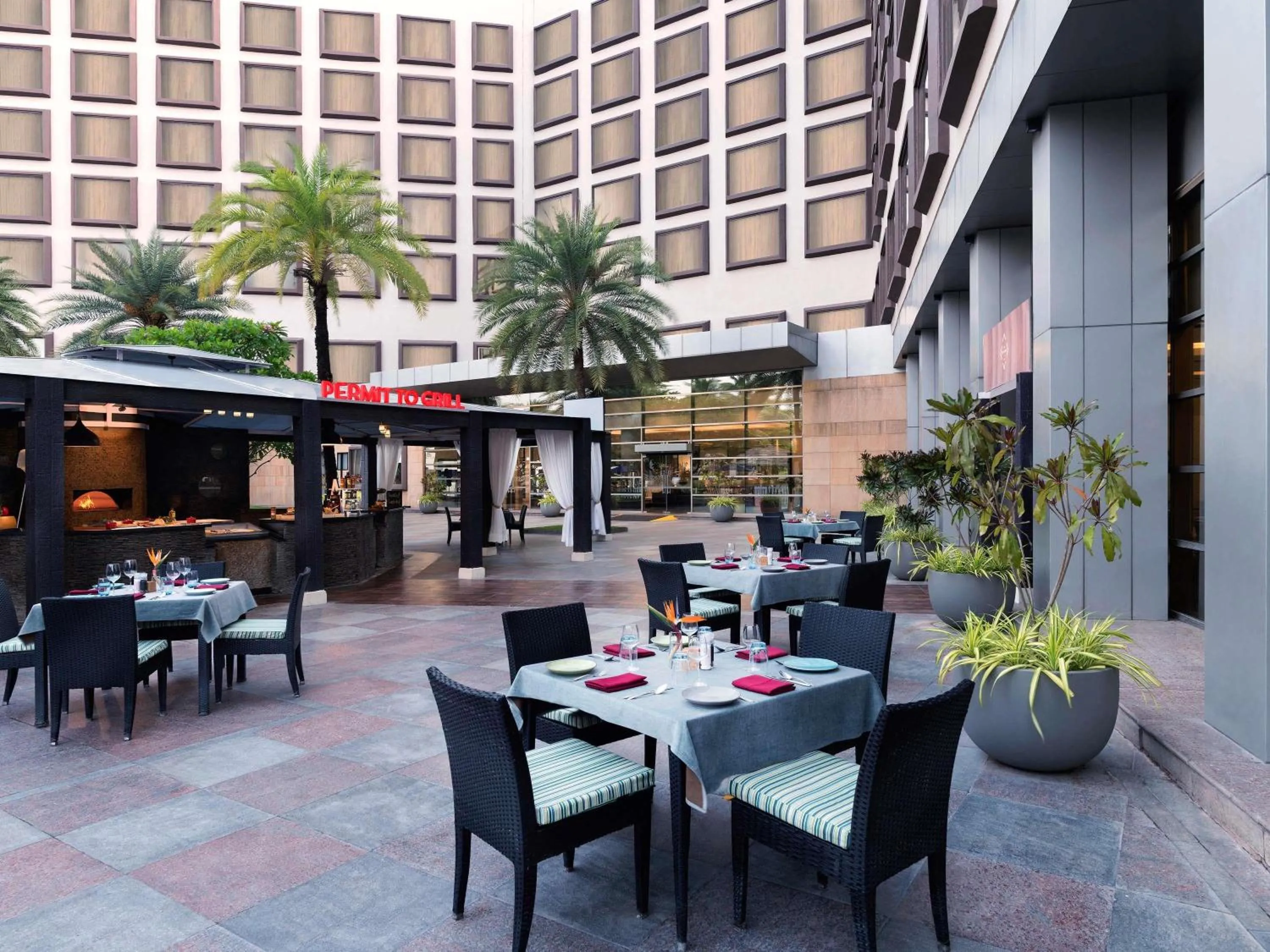 Restaurant/places to eat in Novotel Hyderabad Convention Centre