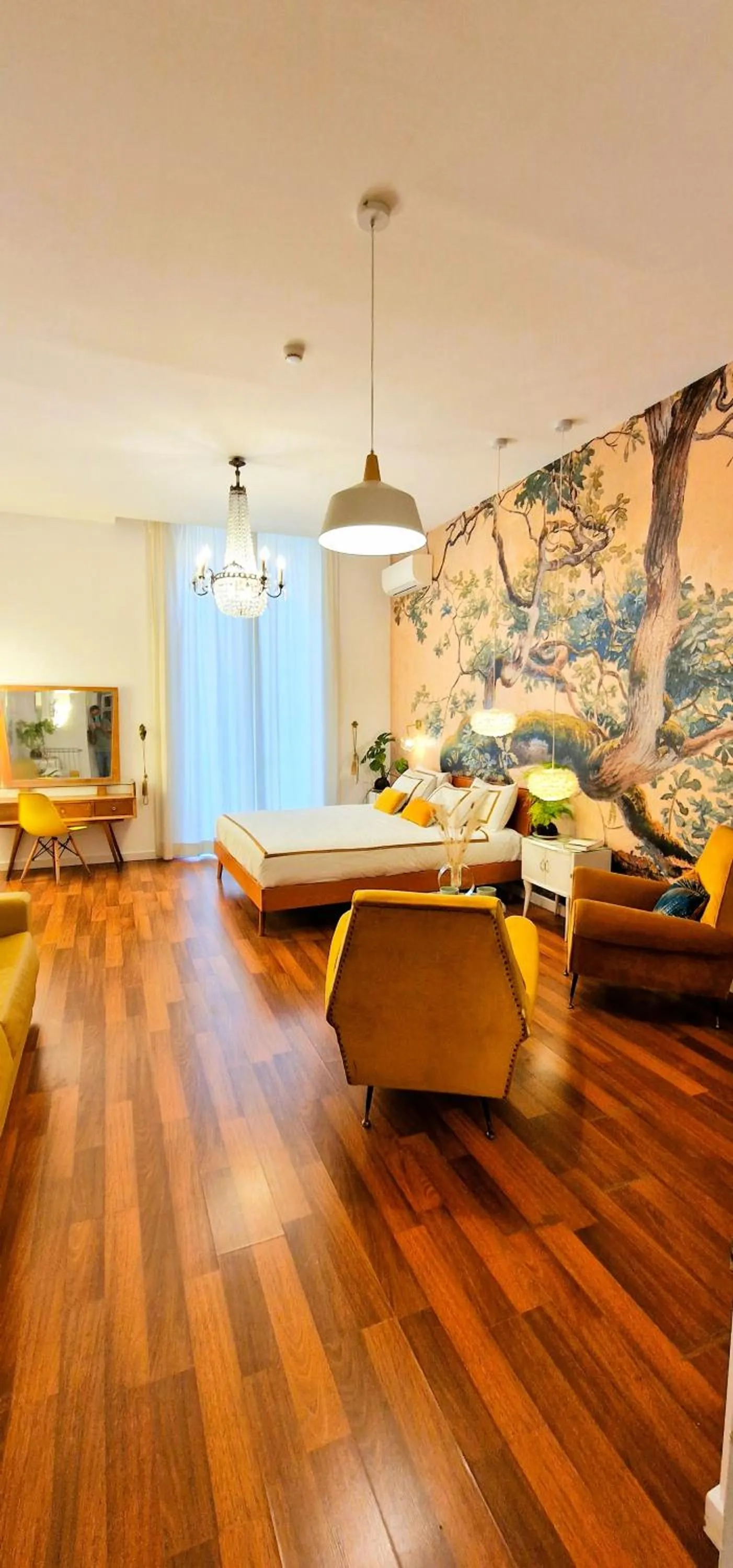 Photo of the whole room in Napoli Tree - Lungomare