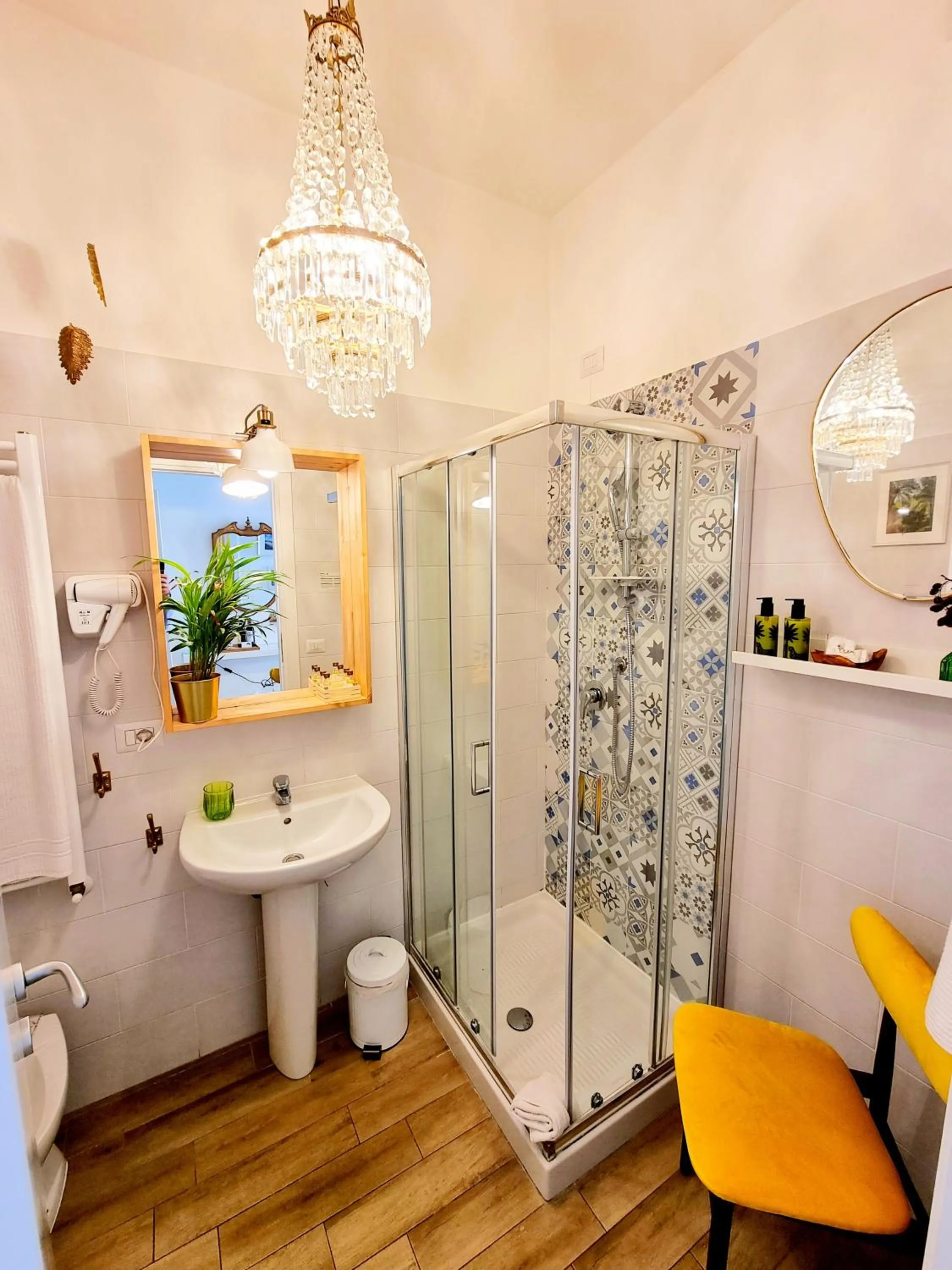 Bathroom in Napoli Tree - Lungomare