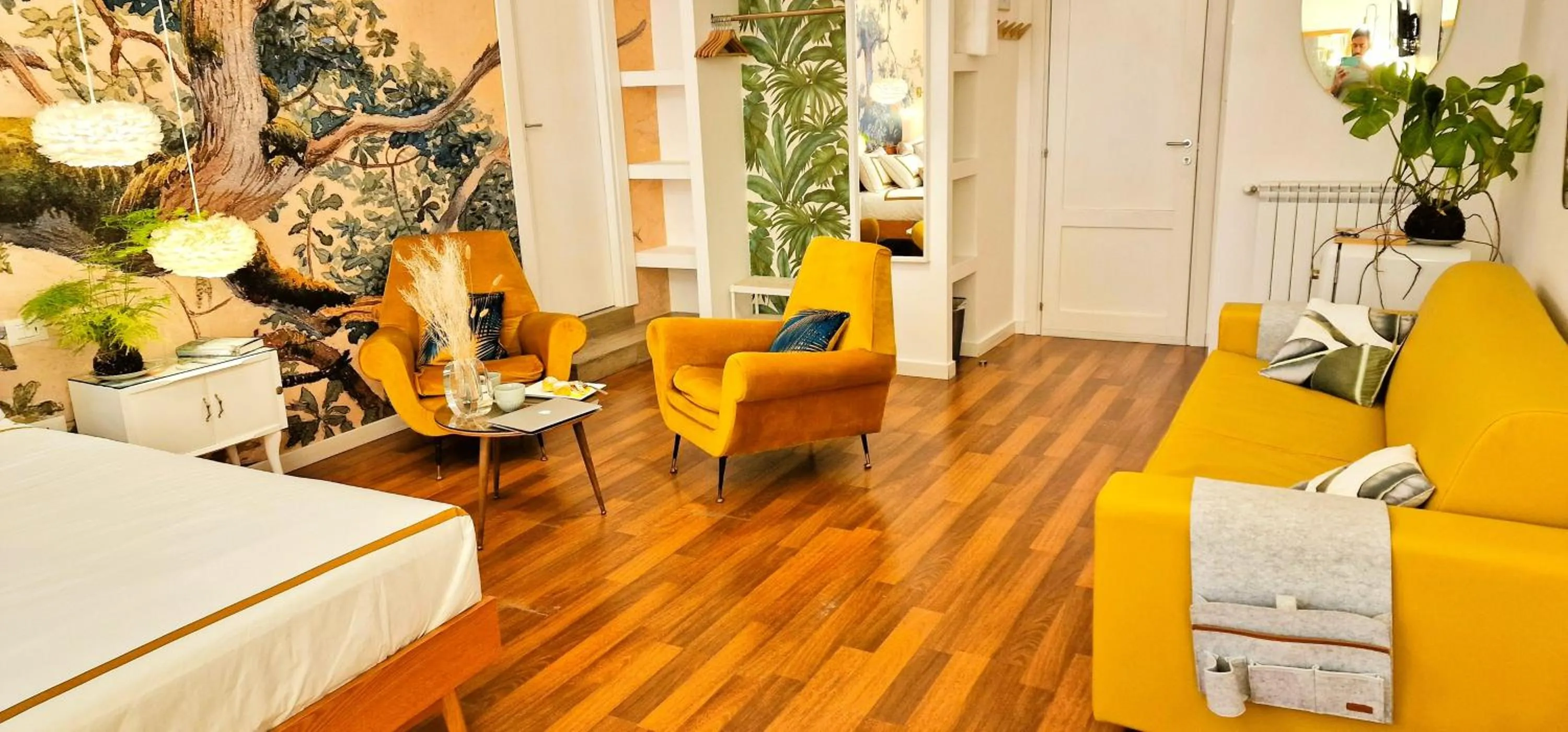 Other in Napoli Tree - Lungomare