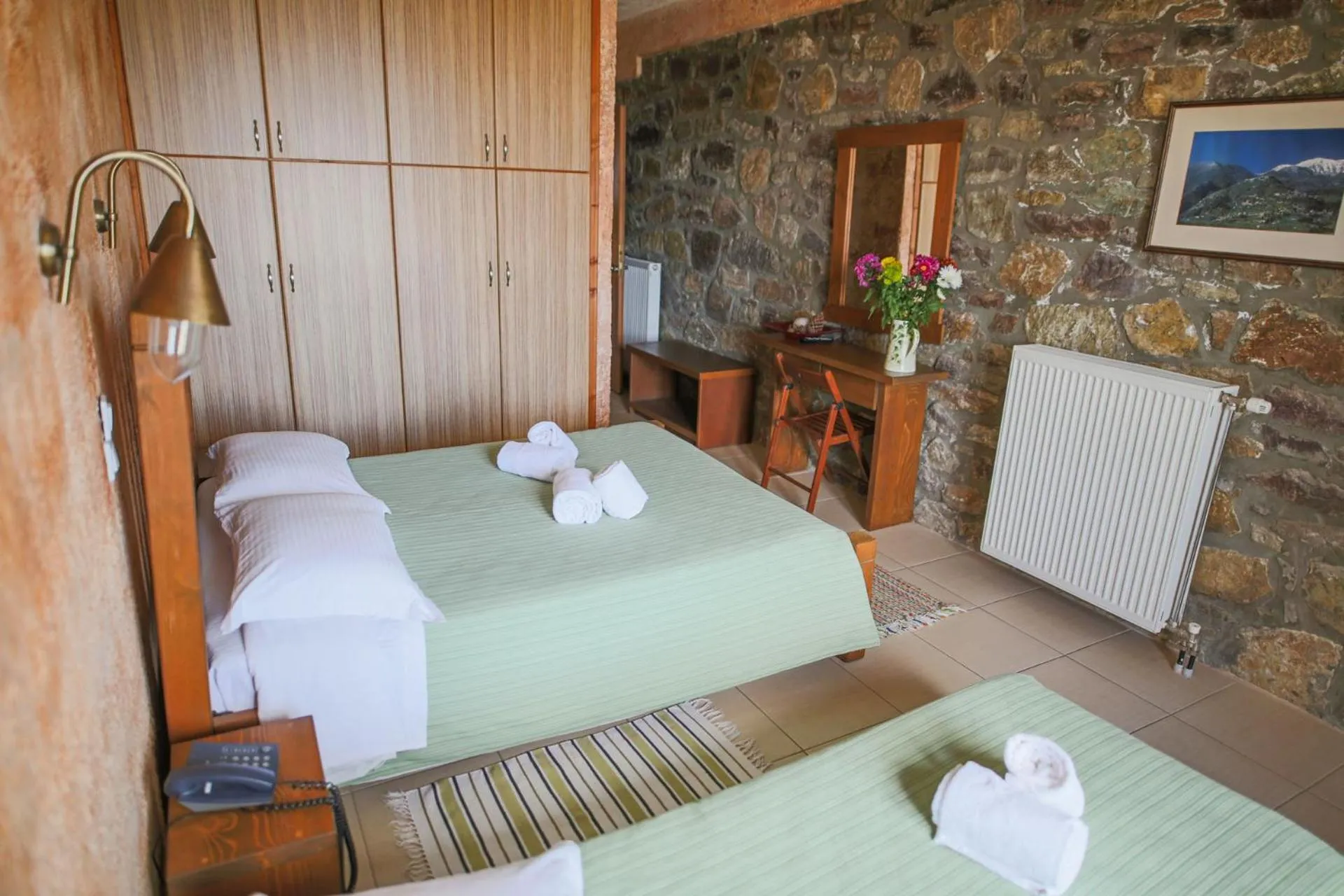 Photo of the whole room, Bed in Faris Hotel