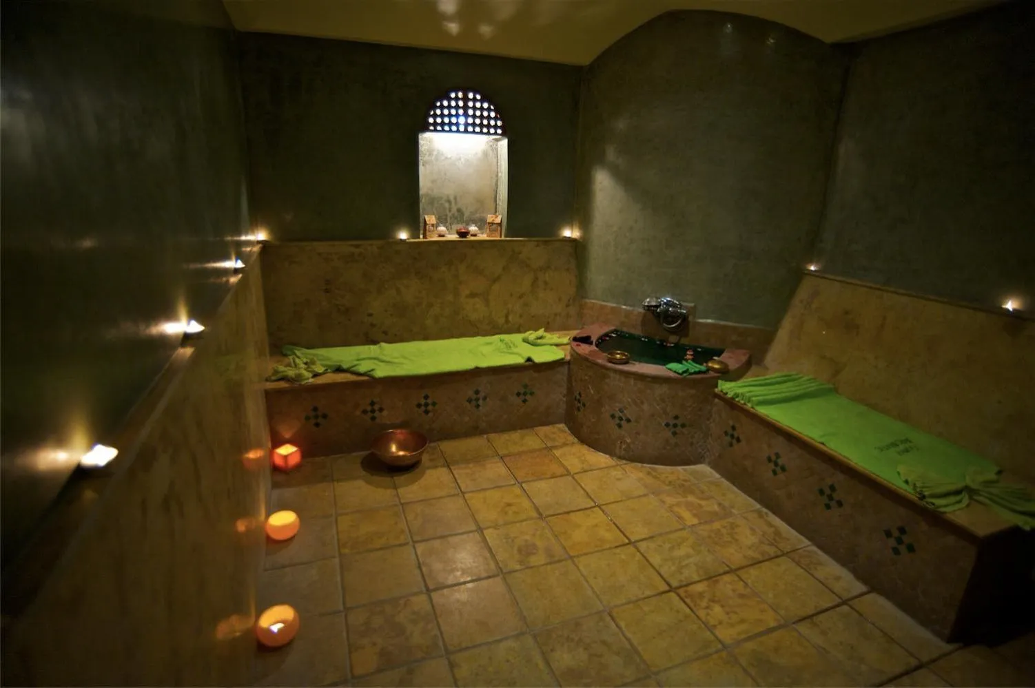 Steam room in Riad Dar L'Oussia & SPA