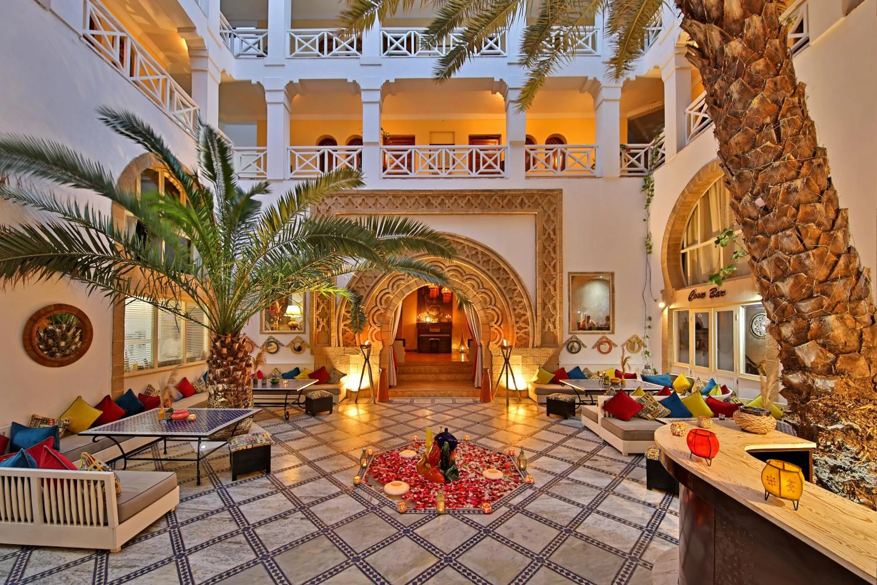 Patio in Riad Dar L'Oussia & SPA