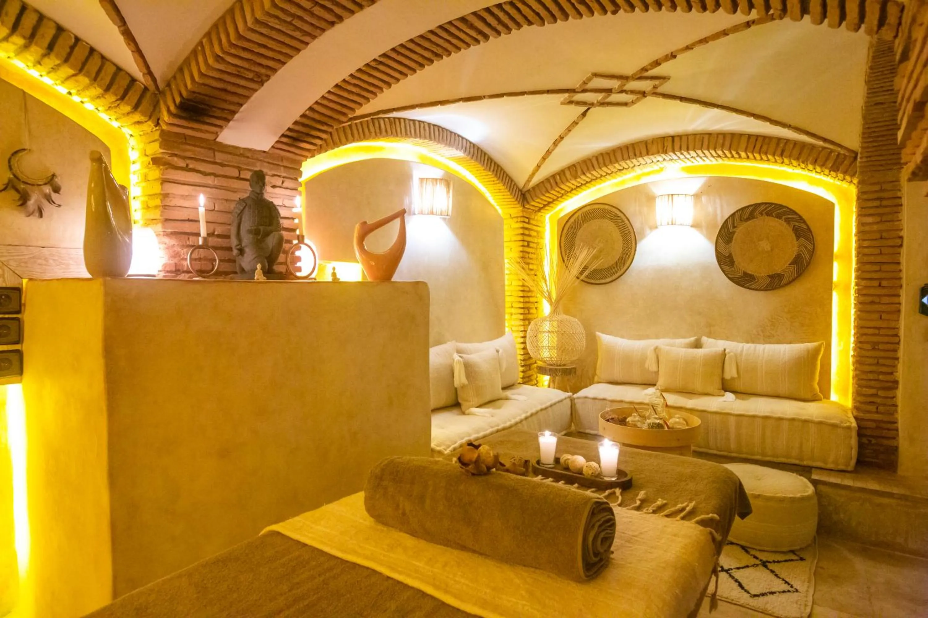 Massage in Riad Dar L'Oussia & SPA