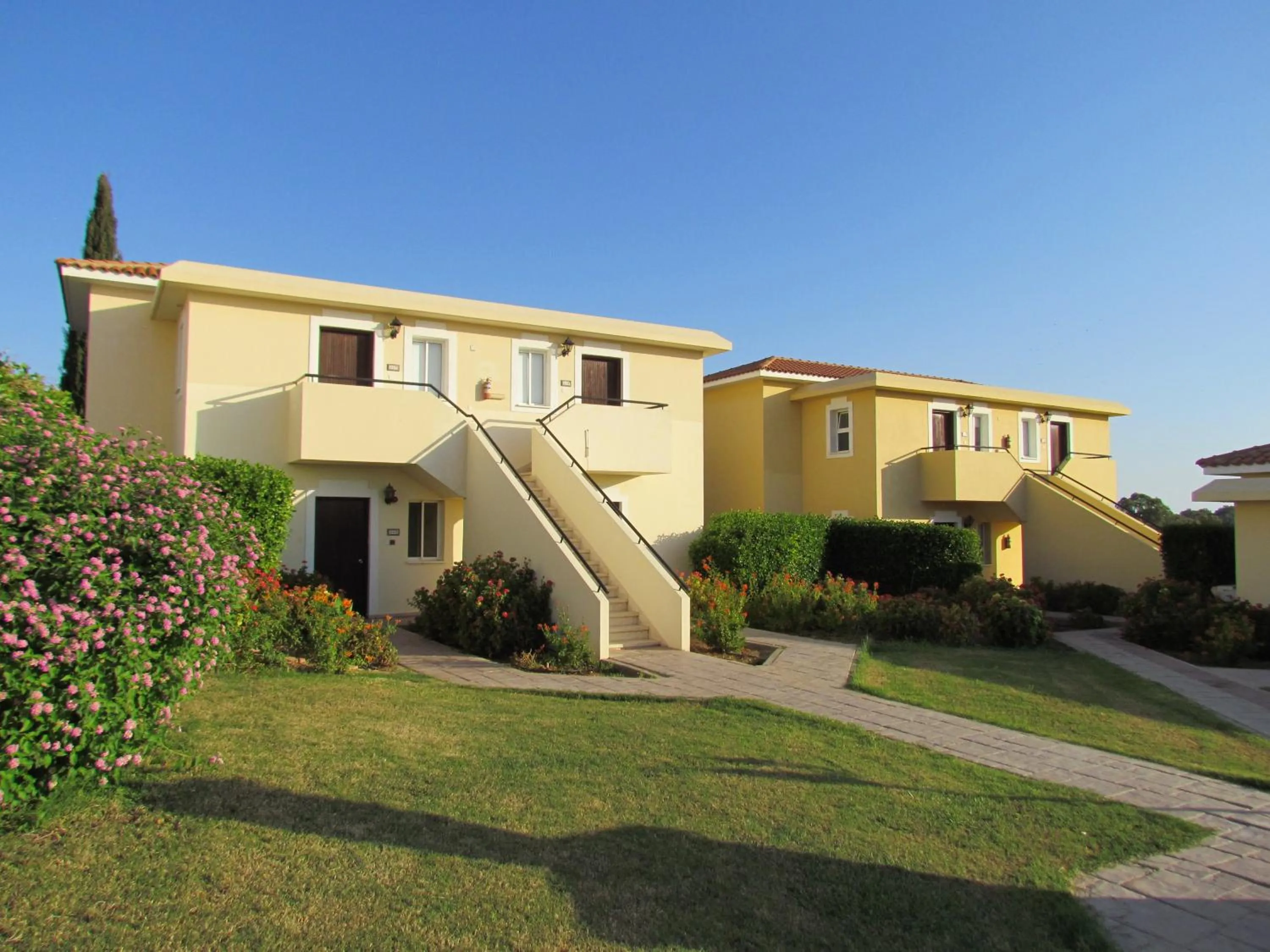 Garden in Akamanthea Holiday Village