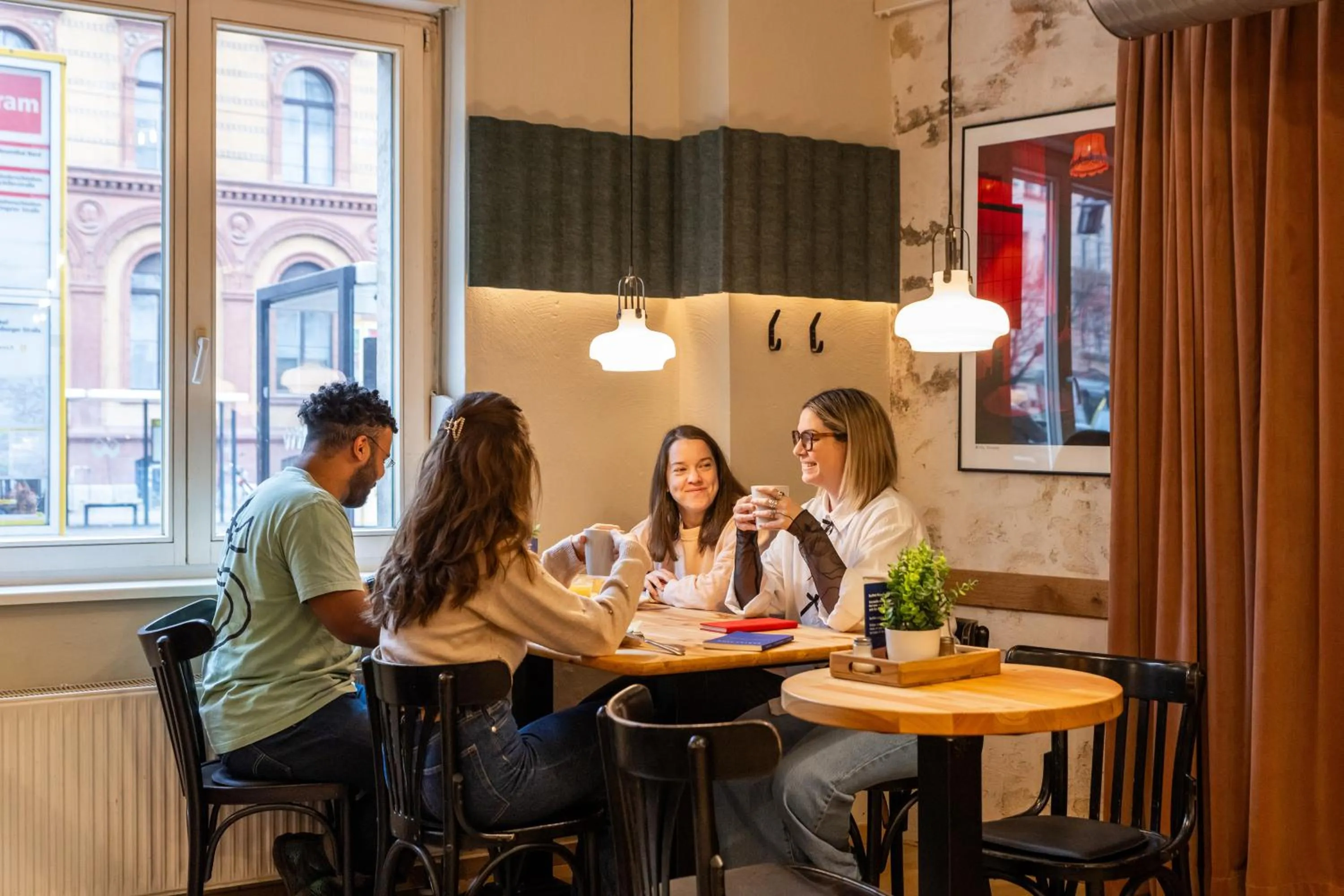 Breakfast in MEININGER Hotel Berlin Mitte