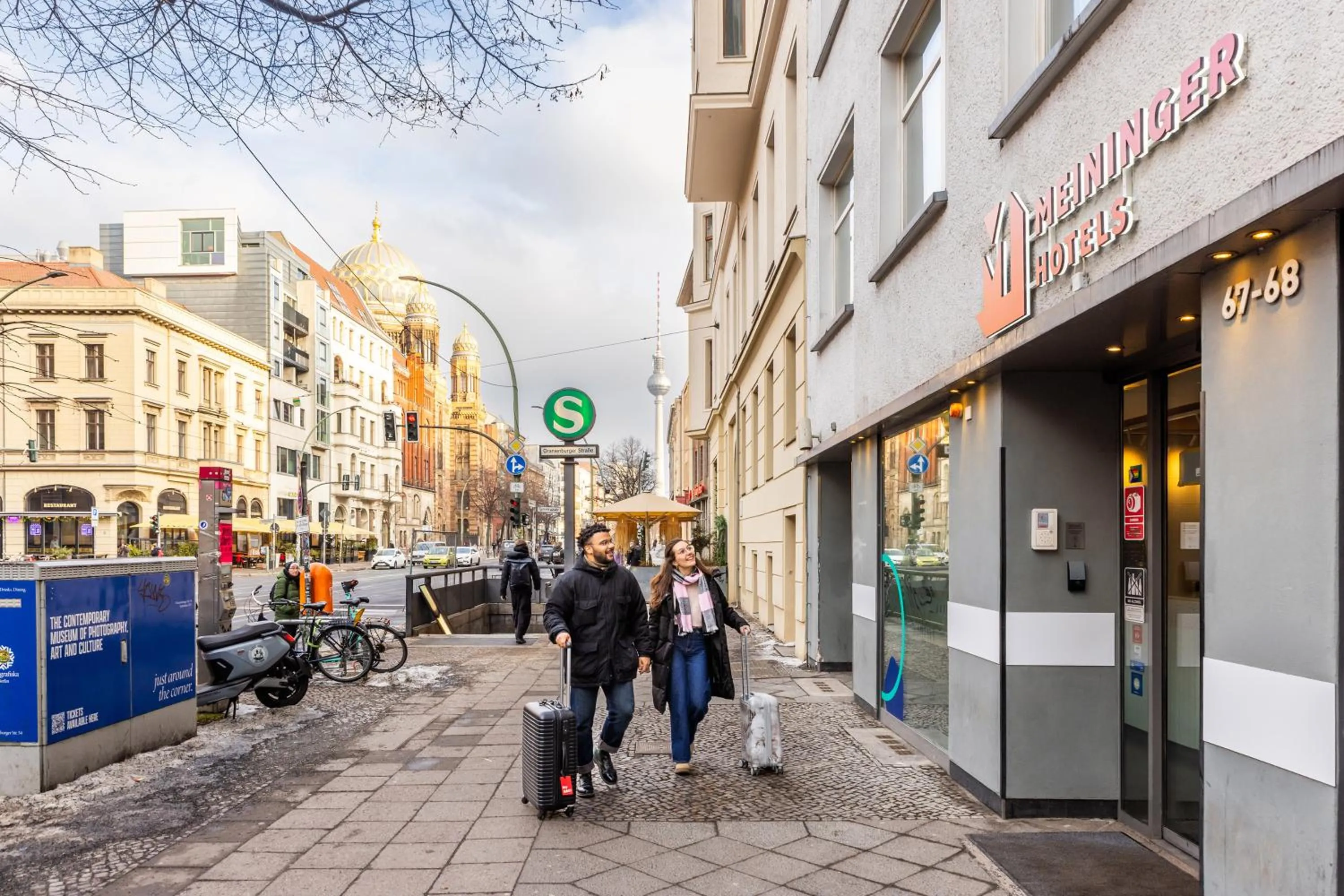 Facade/entrance in MEININGER Hotel Berlin Mitte