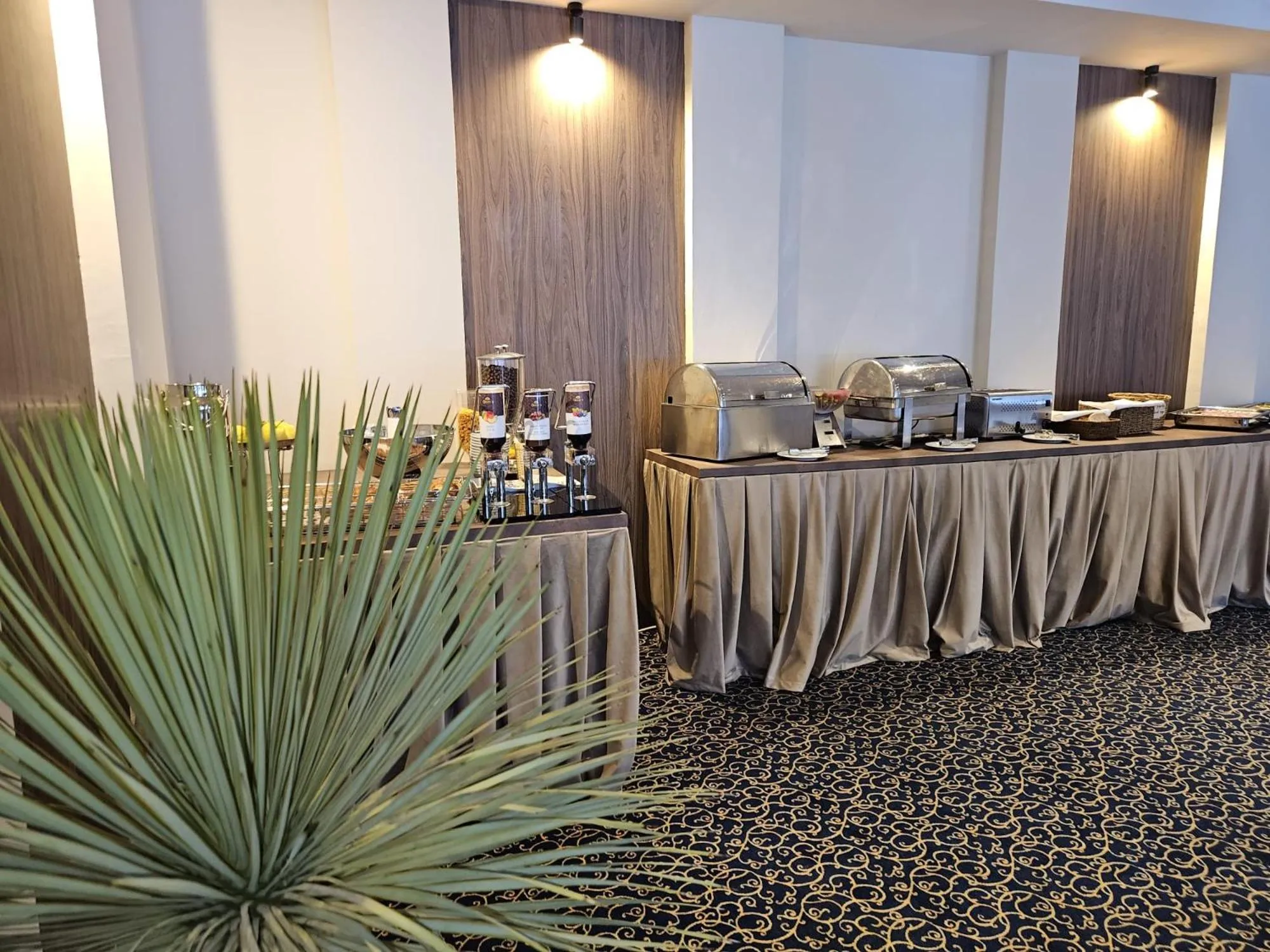 Buffet breakfast in Best Western Silva Hotel