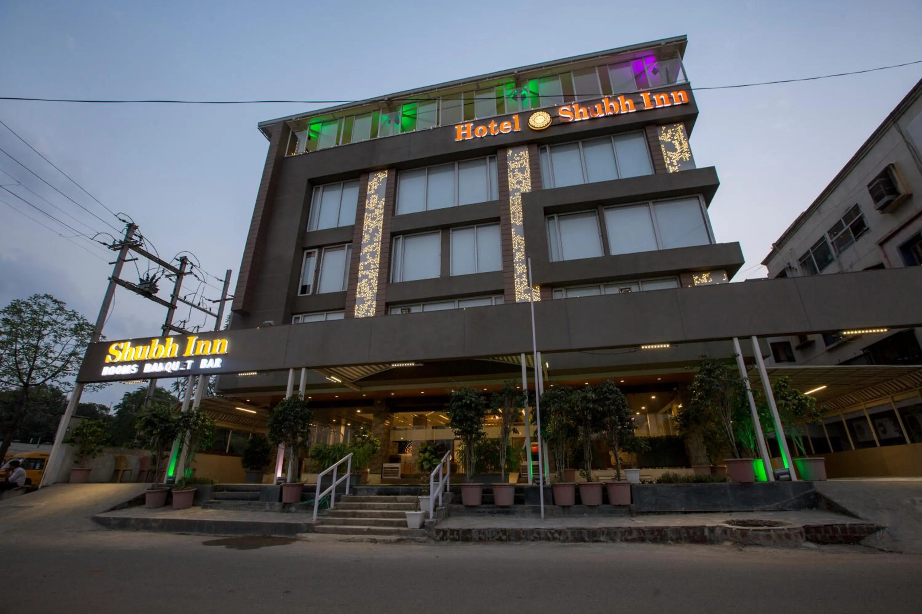 Property building in Hotel Shubh Inn