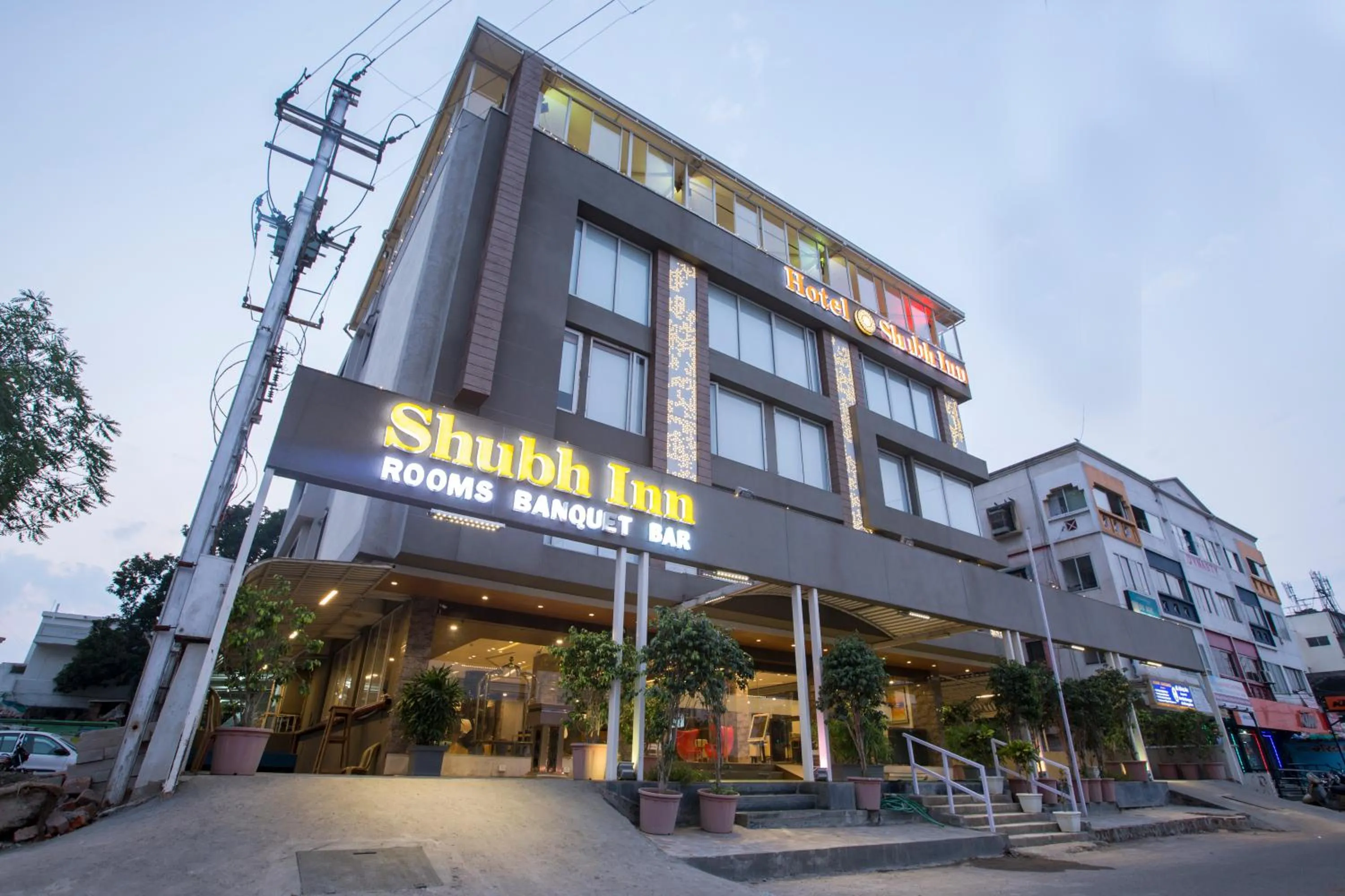 Property building in Hotel Shubh Inn