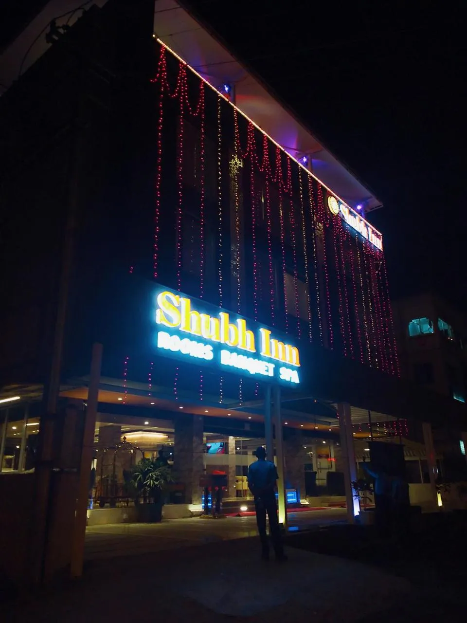 Facade/entrance in Hotel Shubh Inn