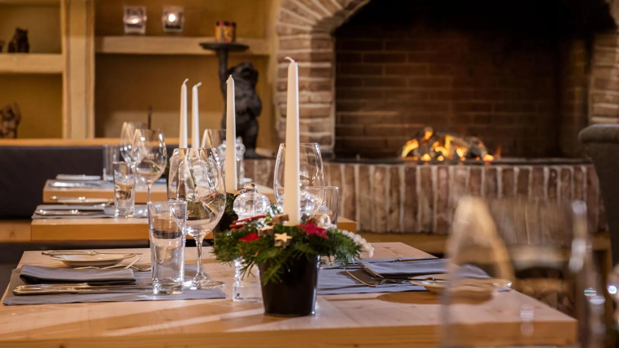 Restaurant/places to eat in GOLFHOTEL Les Hauts de Gstaad & SPA