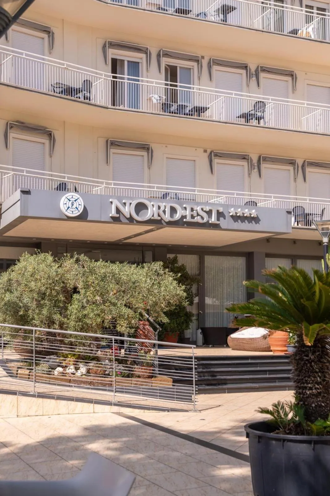 Property building in Hotel Nord Est