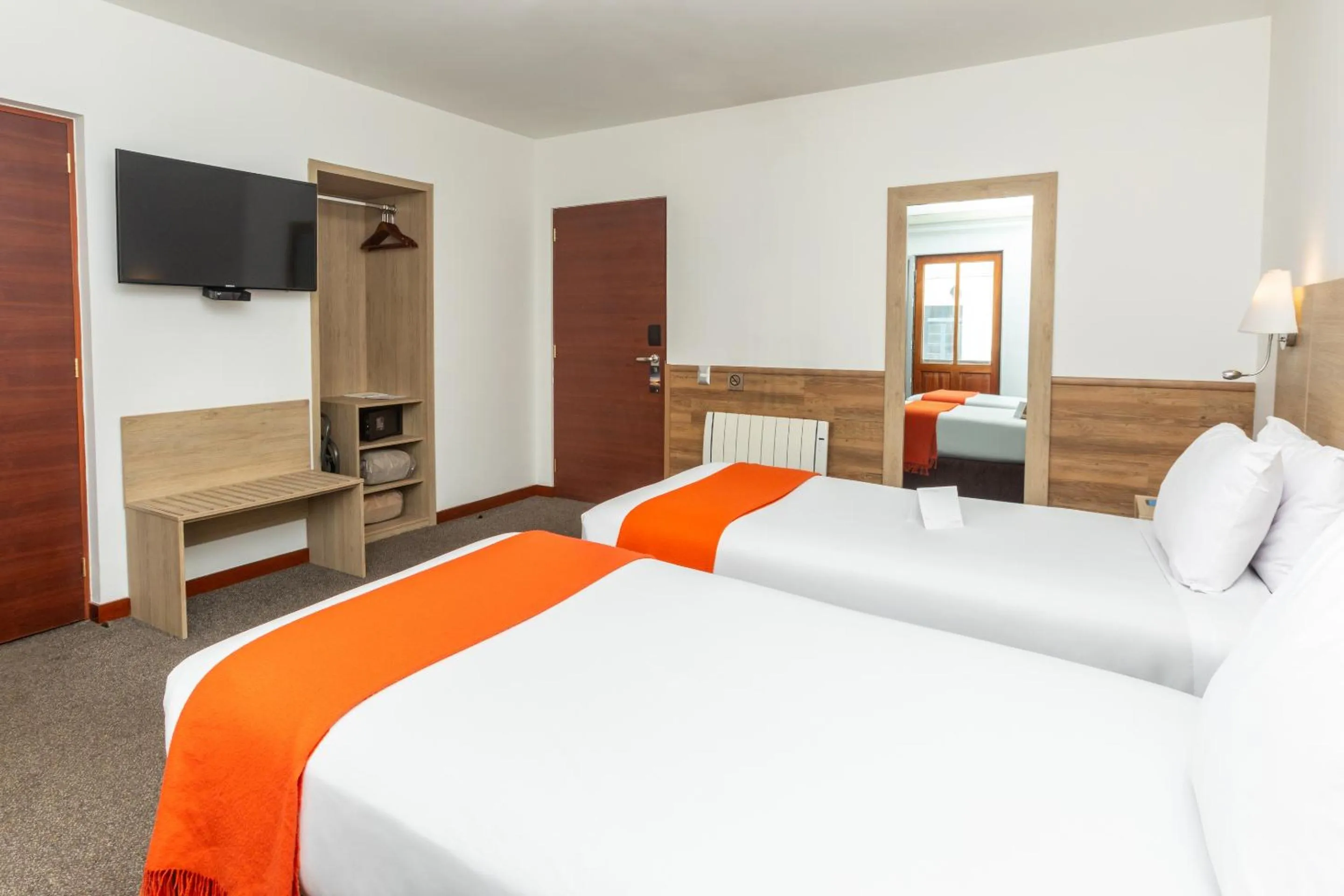 TV and multimedia, Bed in Casa Andina Standard Cusco Plaza