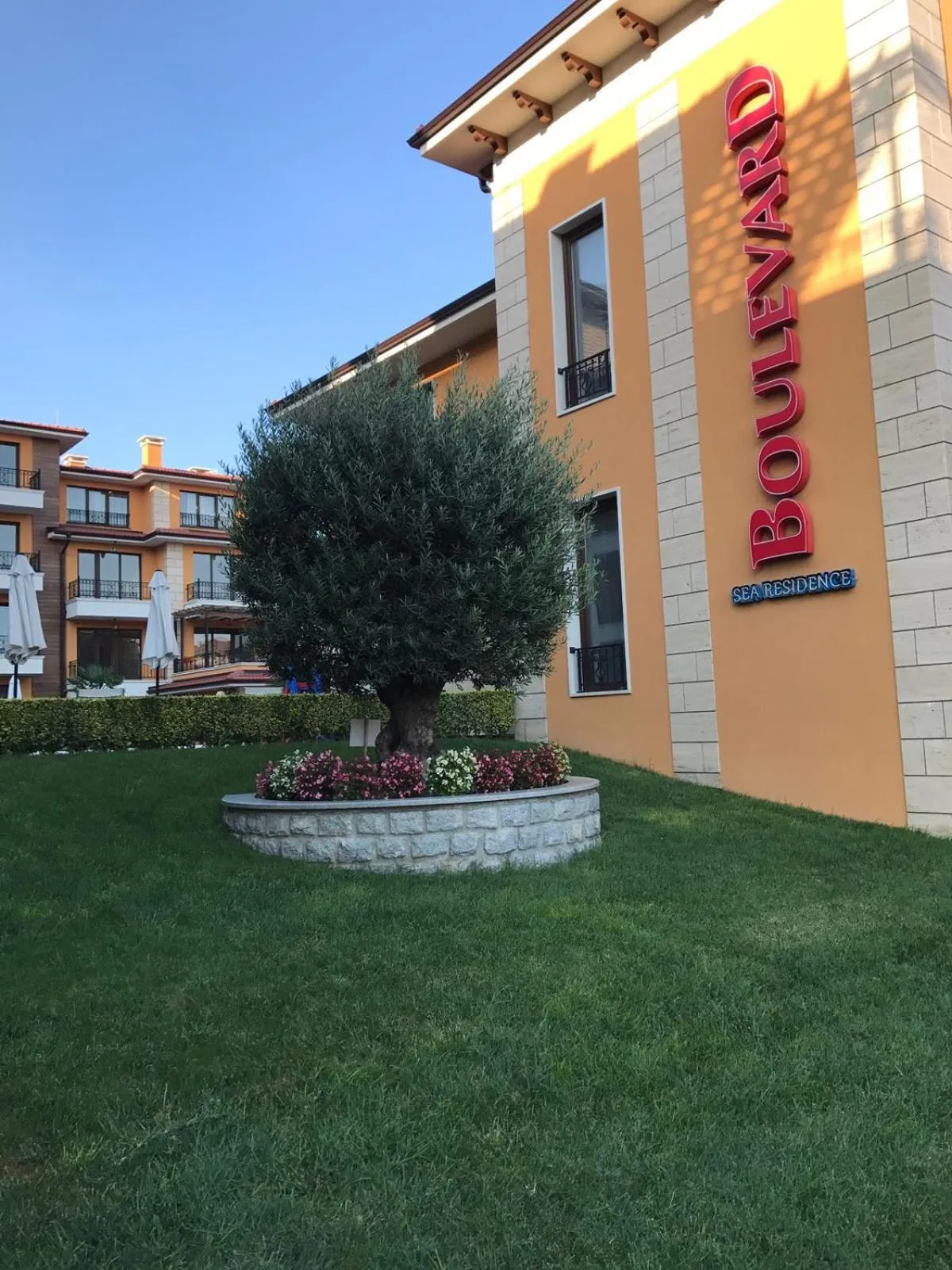 Garden in Boulevard Sea Residence