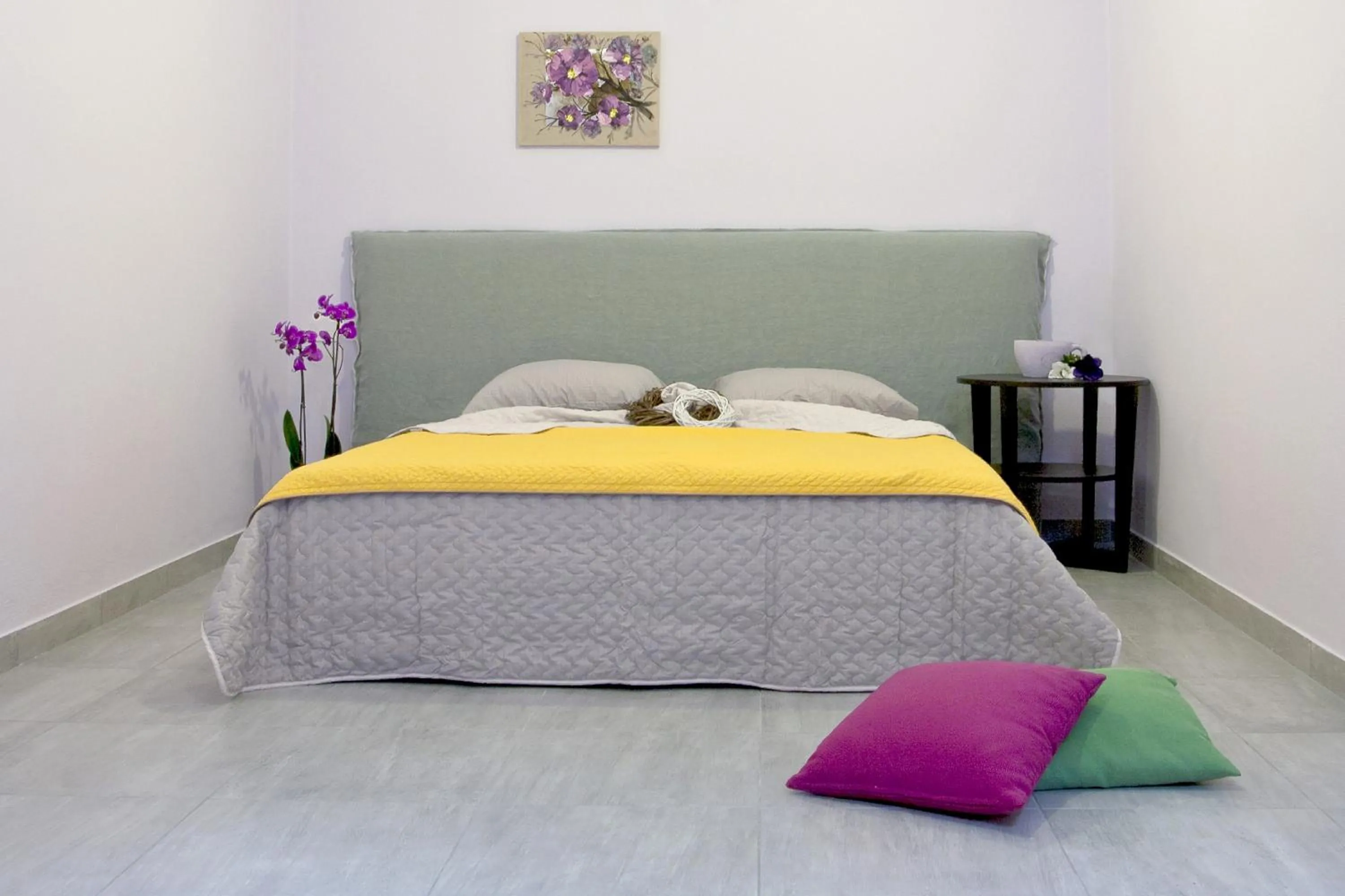 One-Bedroom Apartment in Summer Time Villa