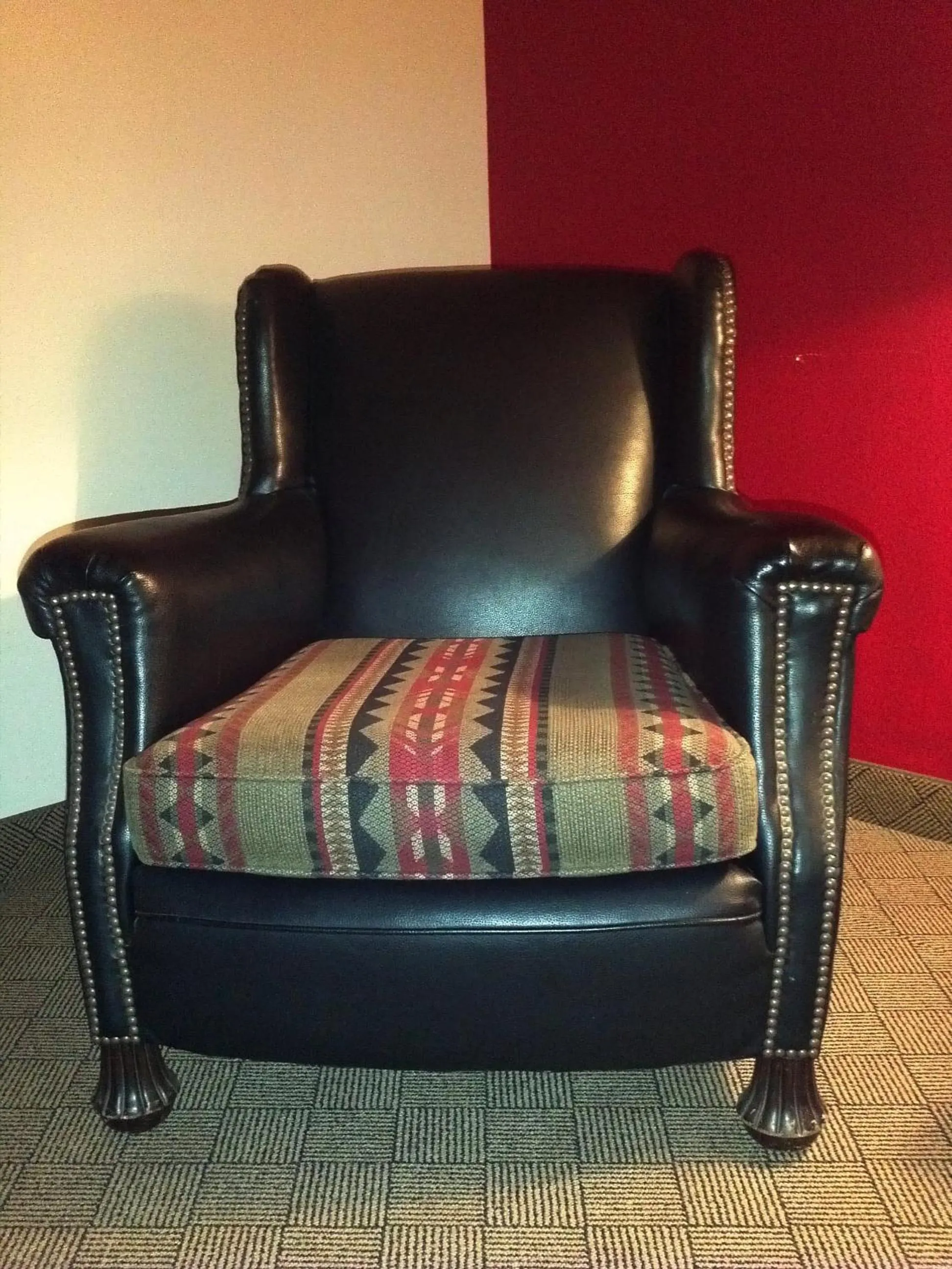 Decorative detail in Hawthorn Suites by Wyndham Albuquerque