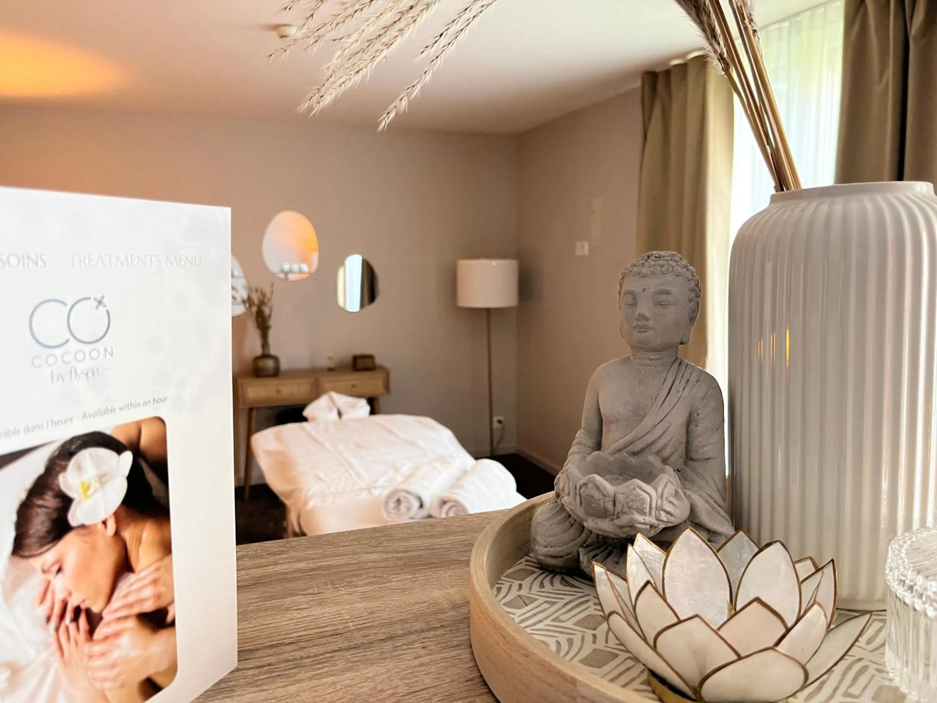 Massage, Bed in Starling Hotel Lausanne