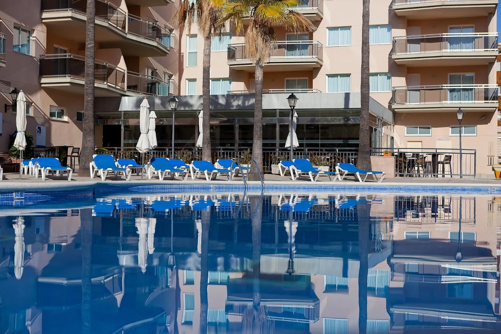 Property building in Pineda Park