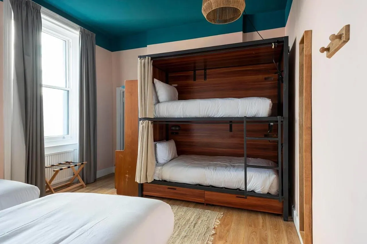 Bed in West Beach Hotel Brighton