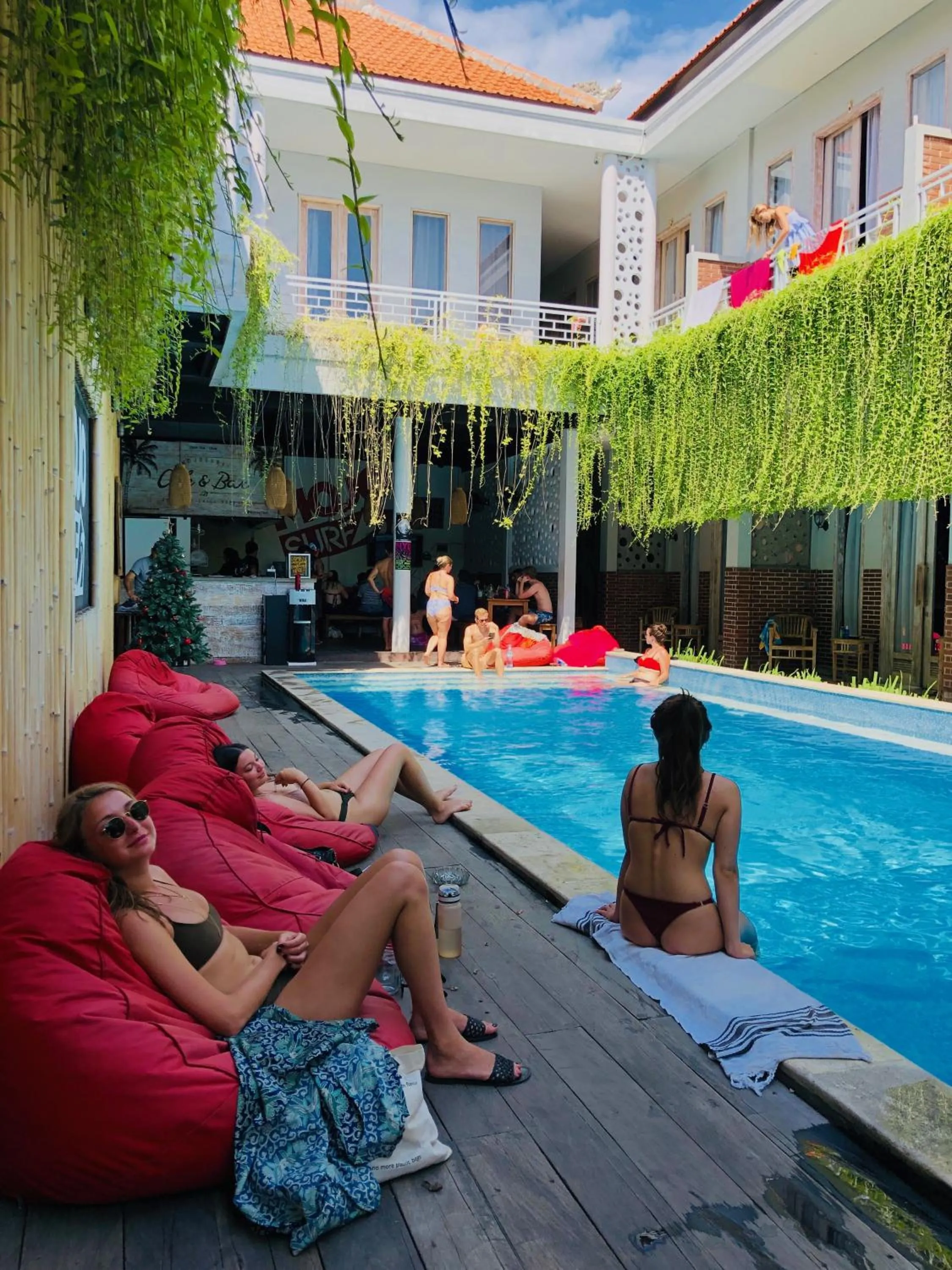 Guests in Mojosurf Camp Canggu