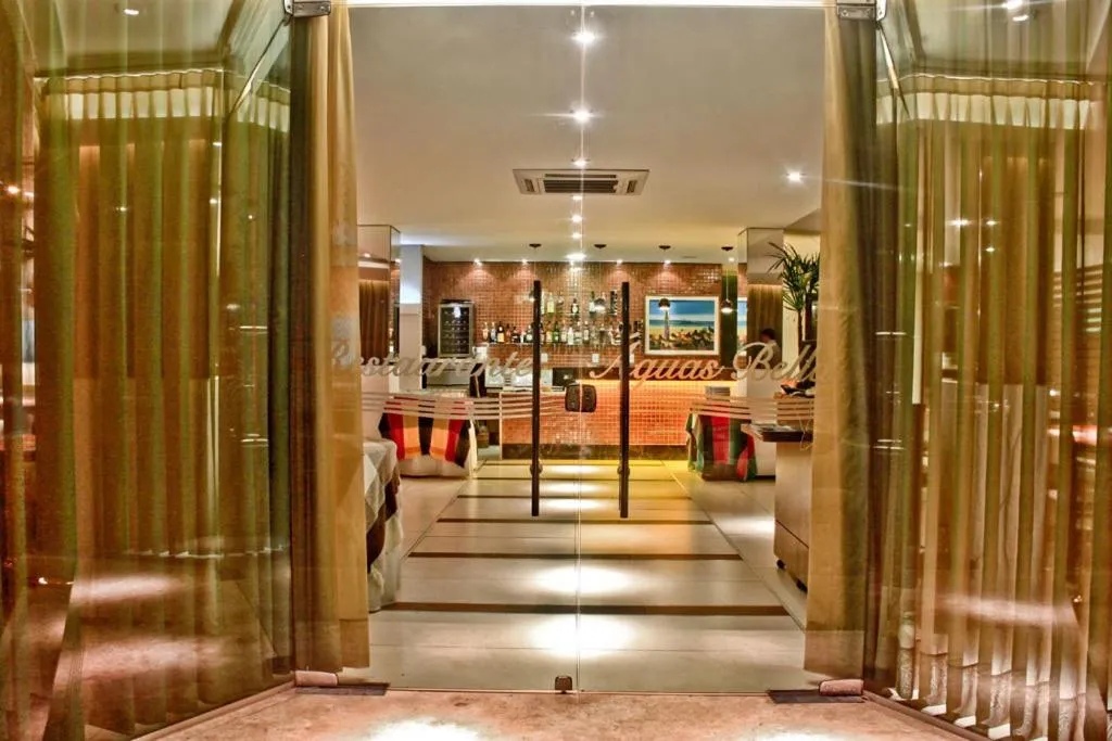 Restaurant/places to eat in Hotel Meridional