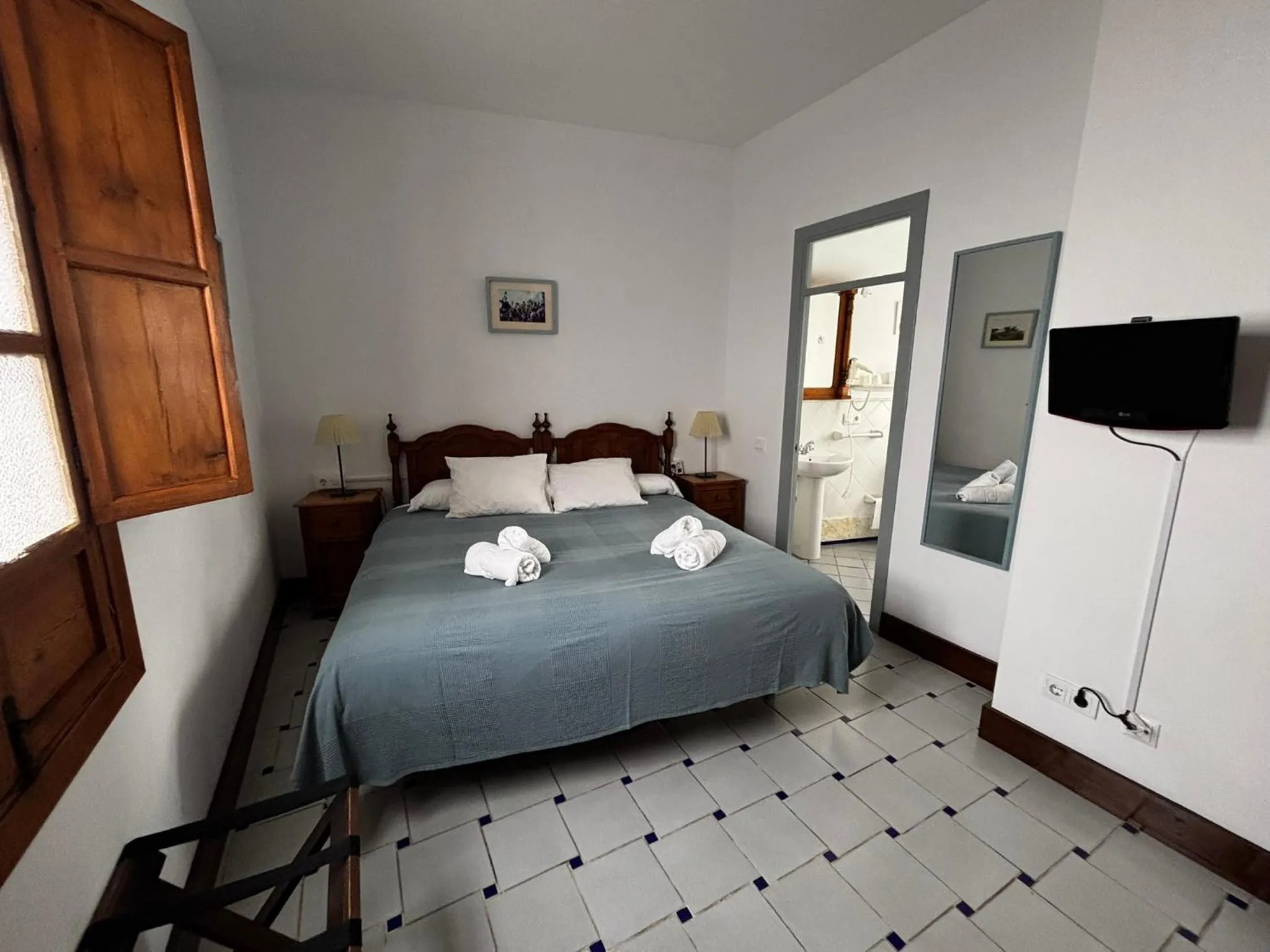 Bed in Hotel Entreolivos