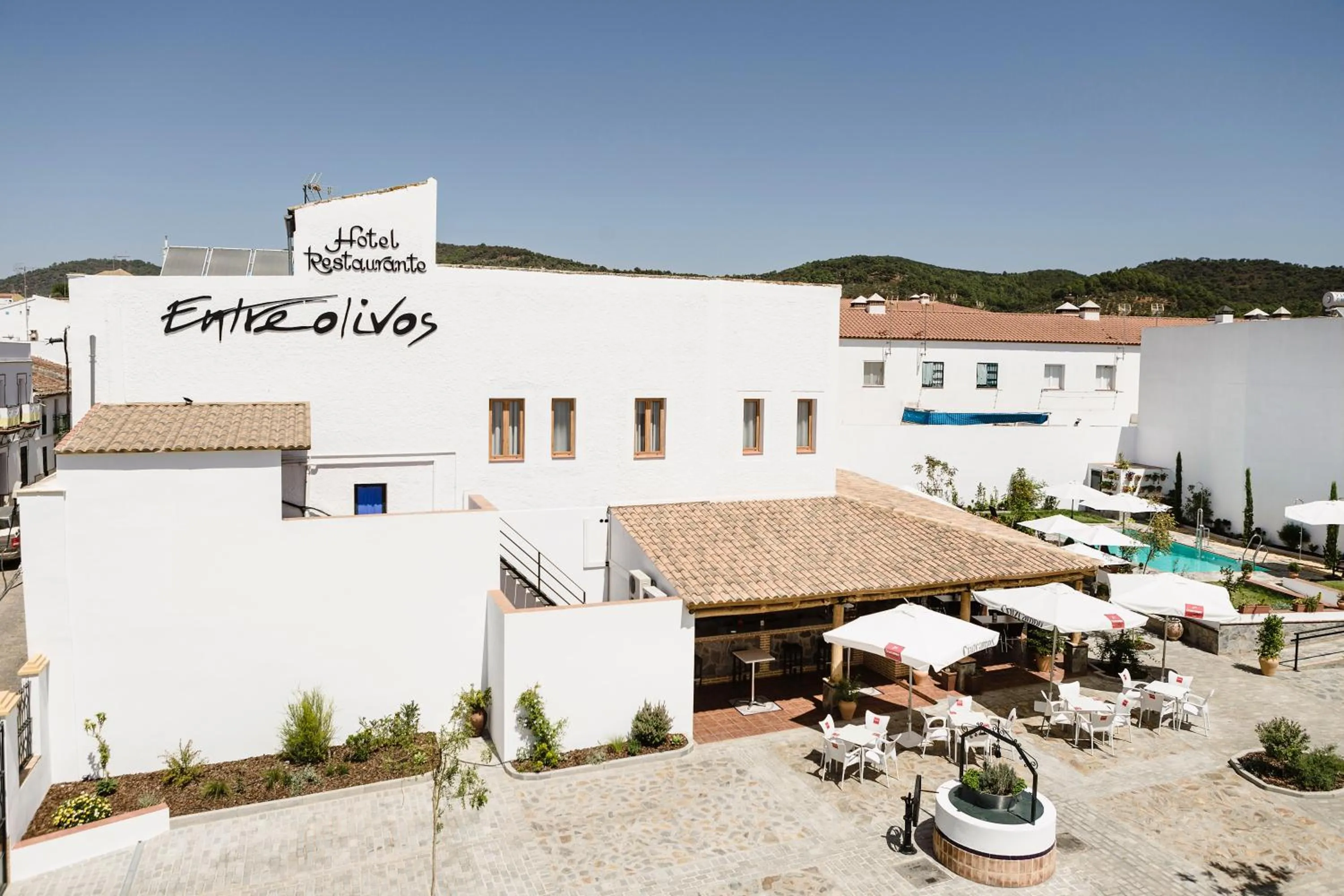Hotel Entreolivos