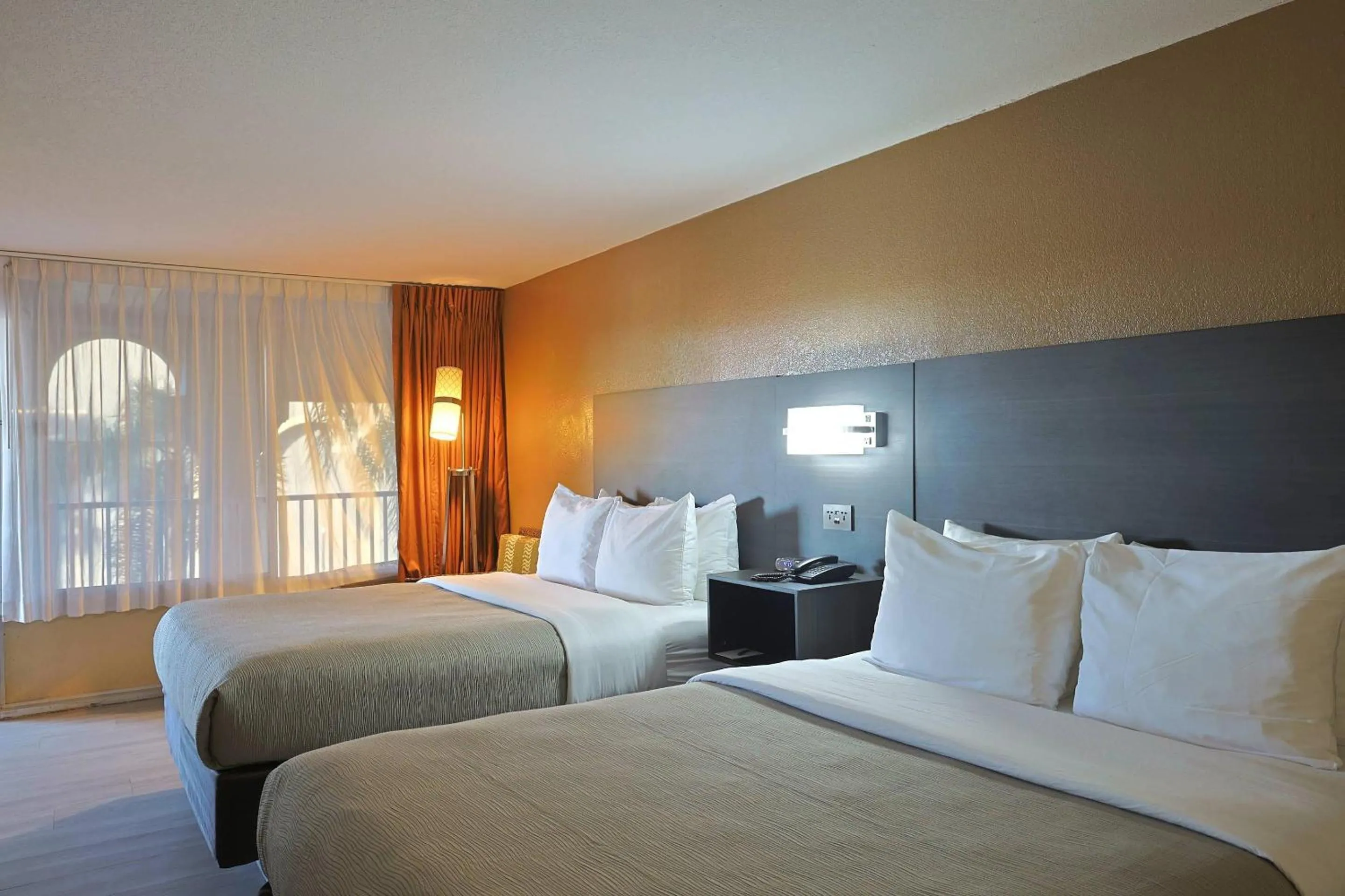 Bedroom, Bed in Quality Inn Kennedy Space Center