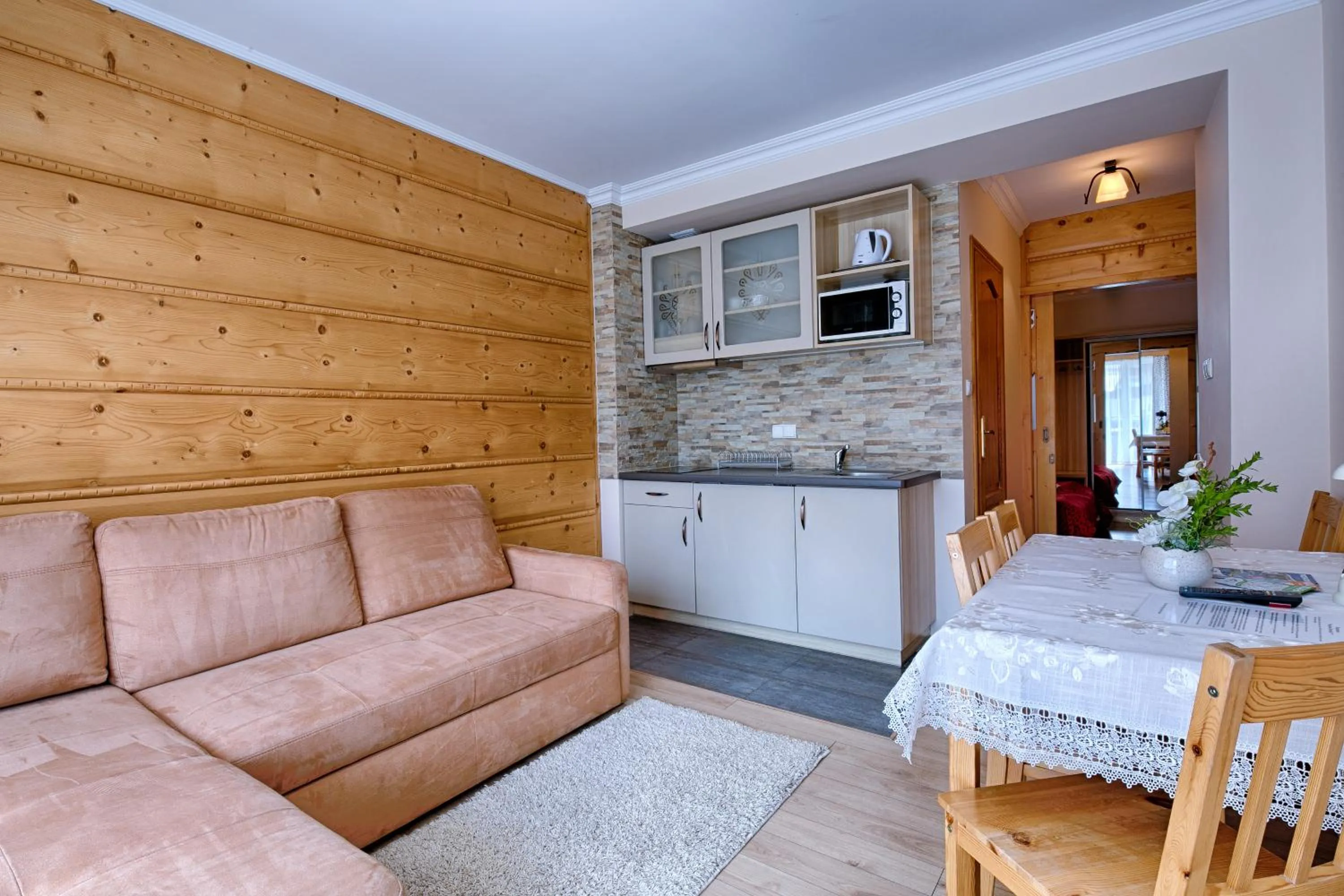 Kitchen or kitchenette in Pensjonat Dawidek