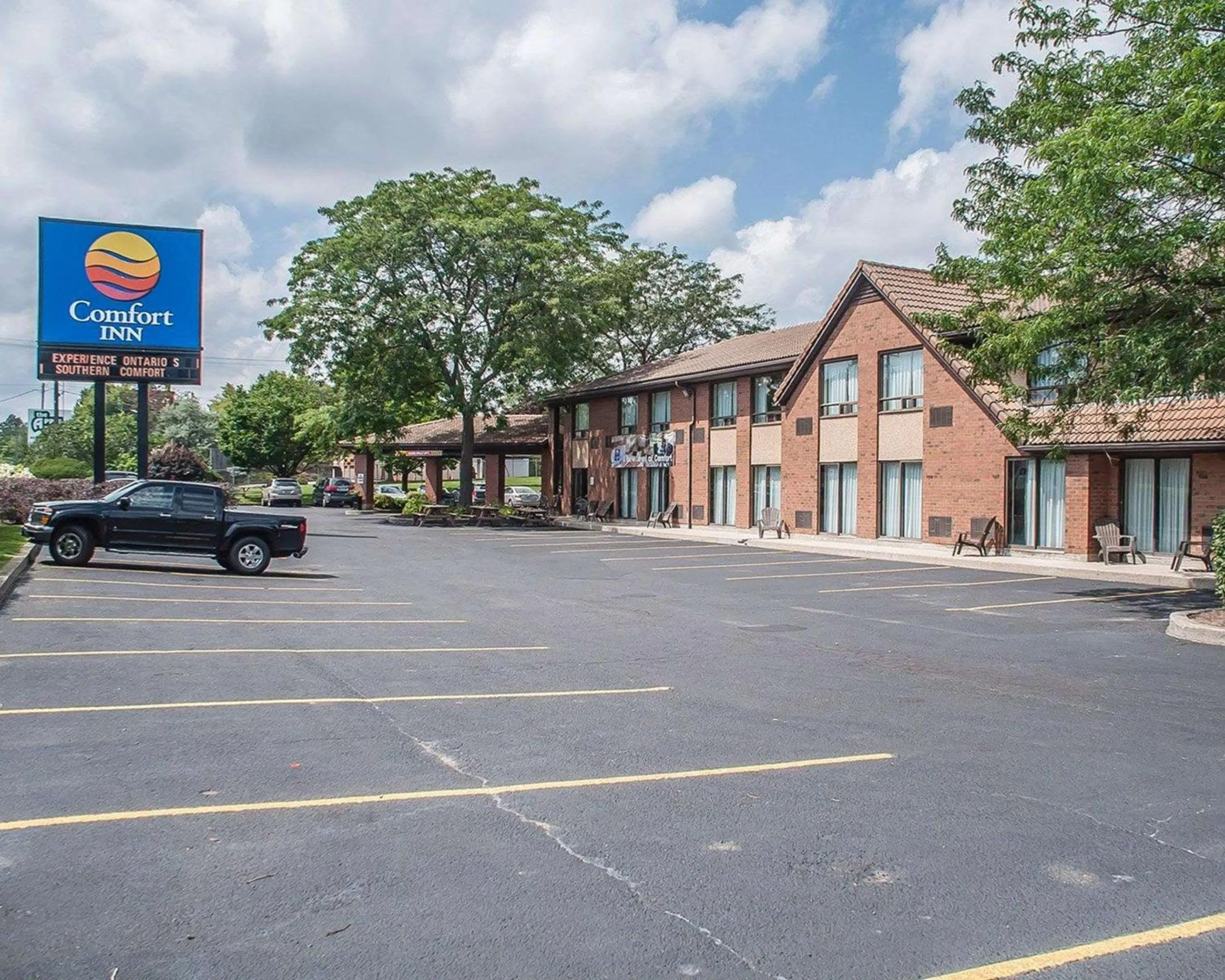 Property building in Comfort Inn