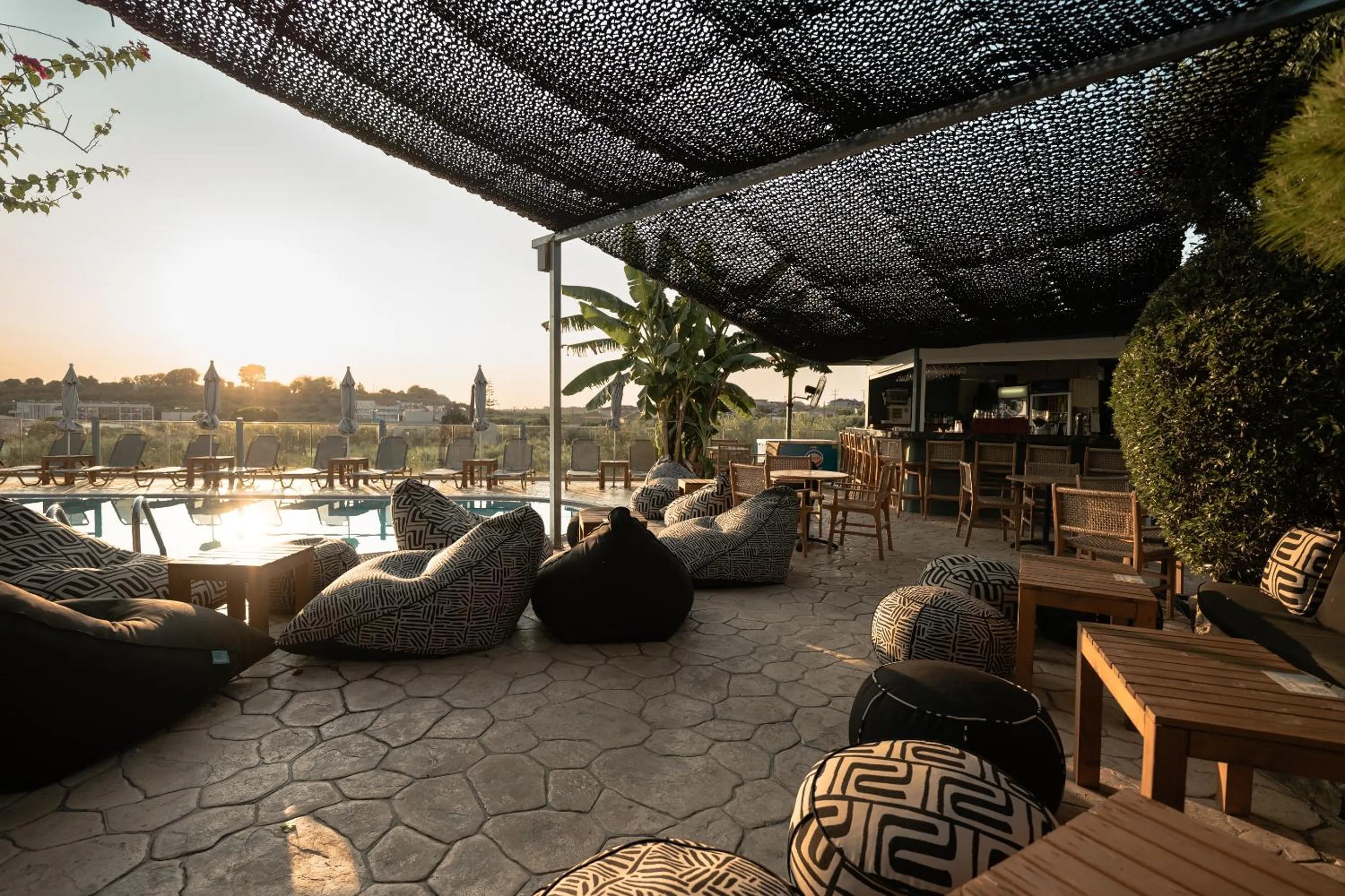 Restaurant/places to eat in Zante Calinica Hotel