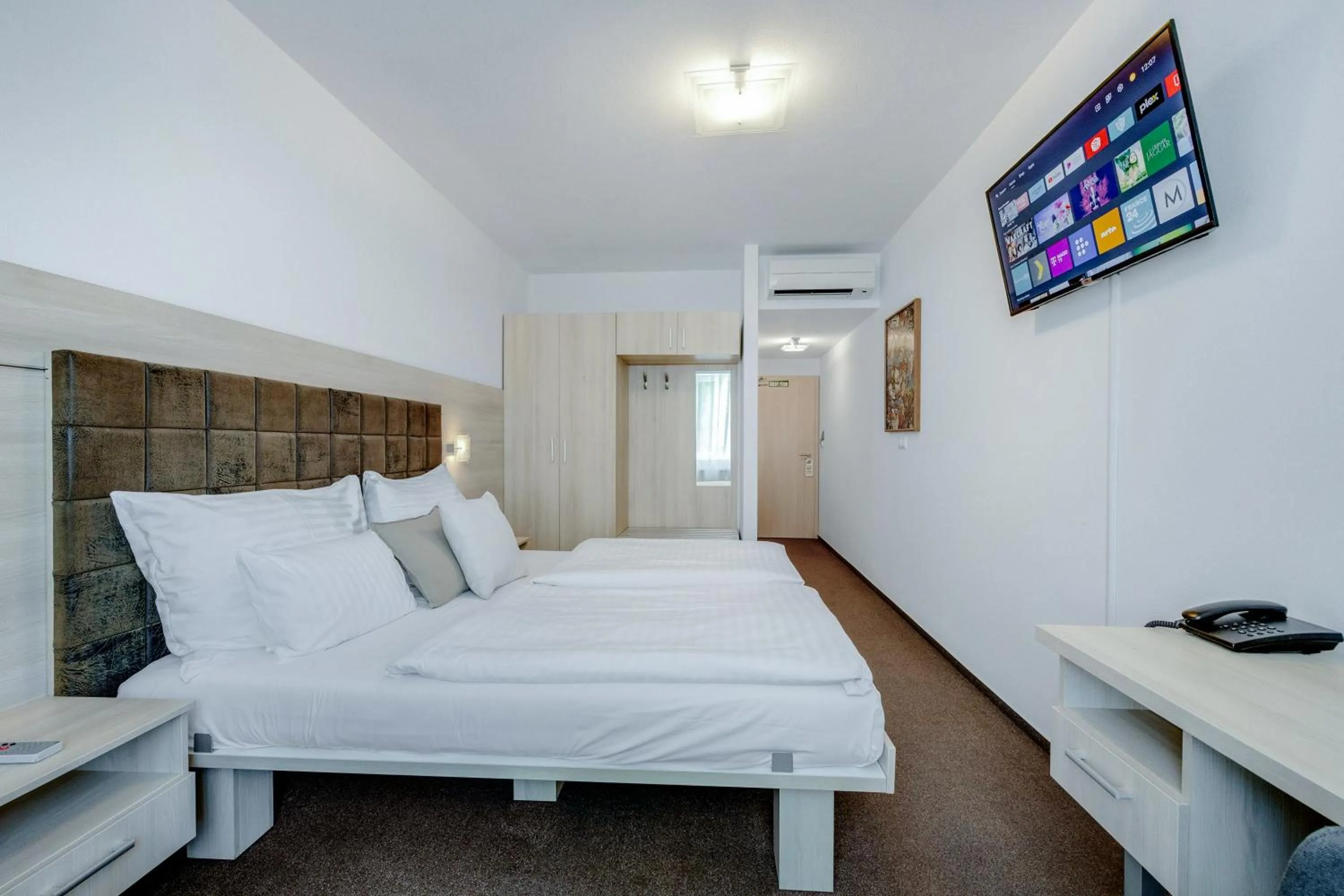 Bed in Hotel ANTARES