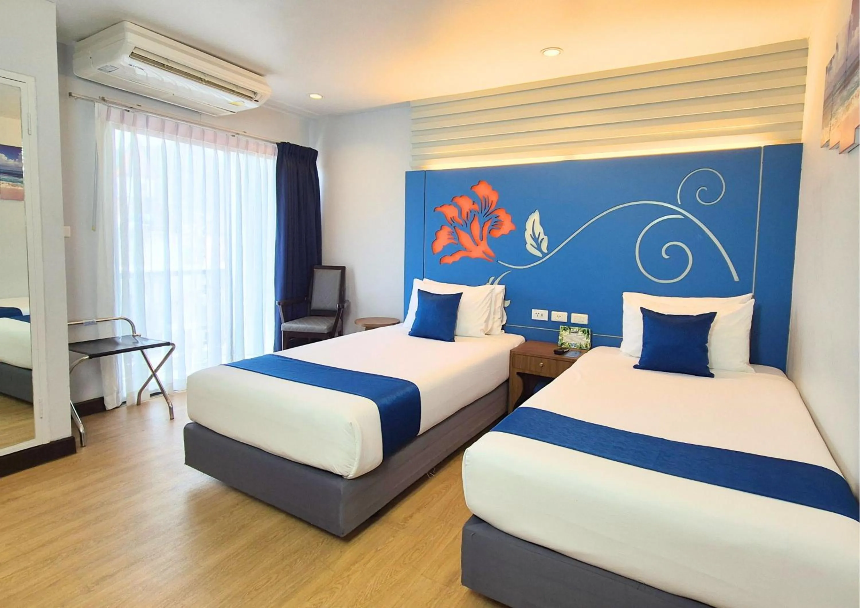 Bed in Days Inn by Wyndham Patong Beach