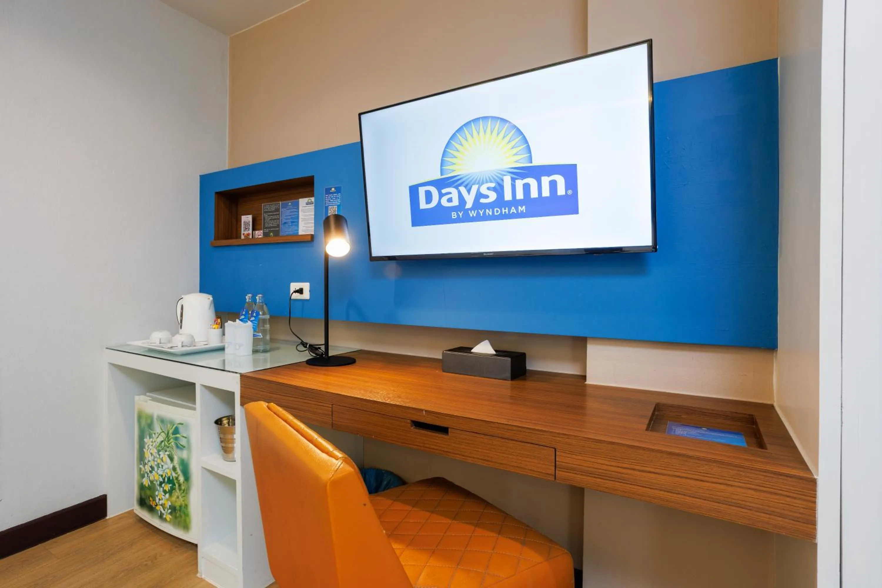 TV and multimedia in Days Inn by Wyndham Patong Beach