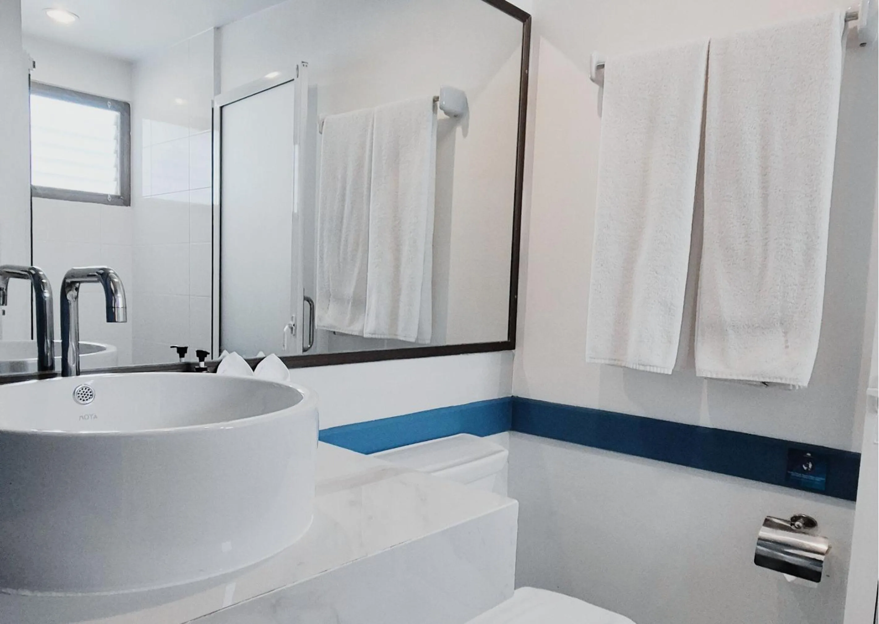 Toilet in Days Inn by Wyndham Patong Beach