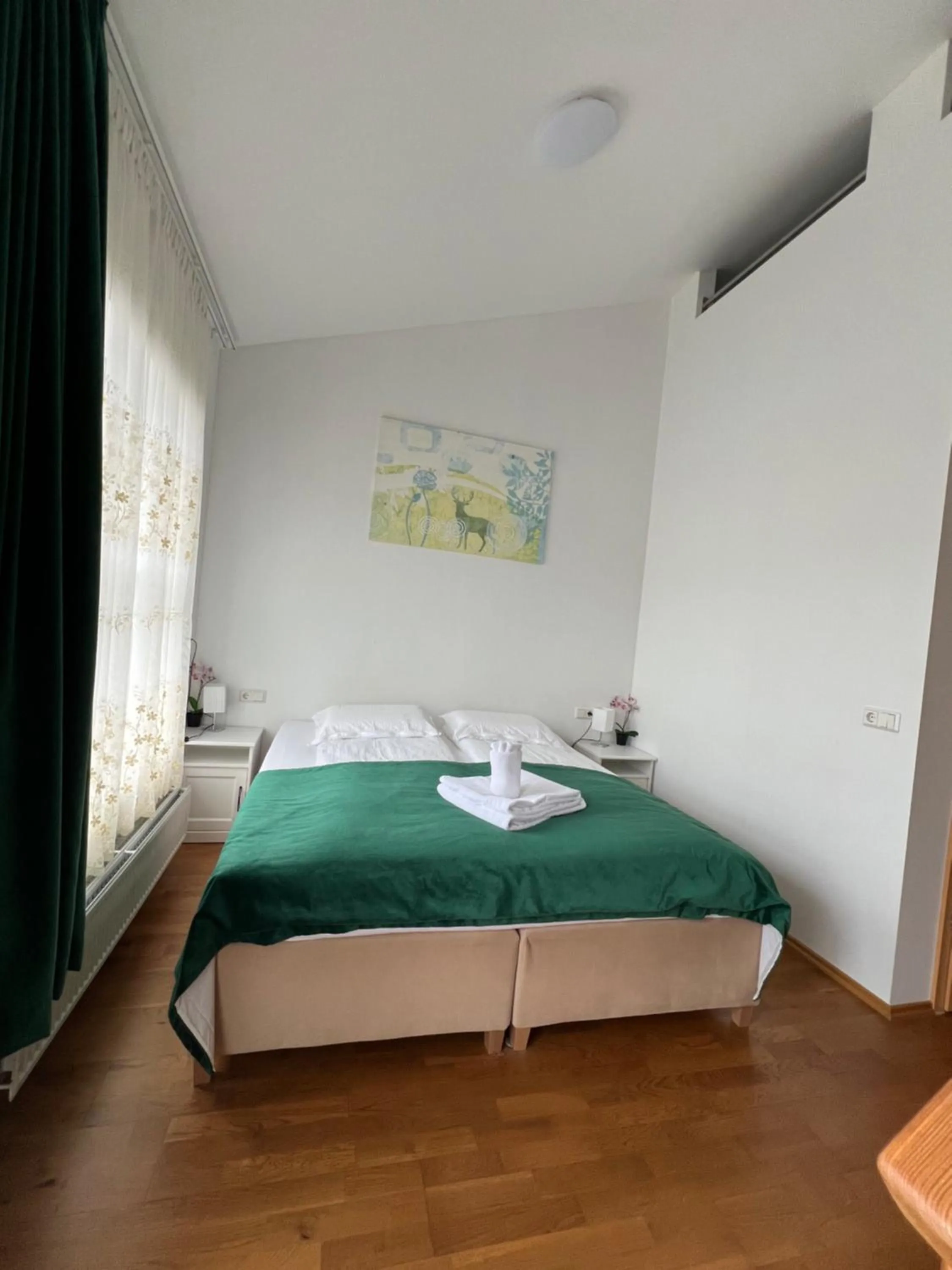 Media Luna Guesthouse