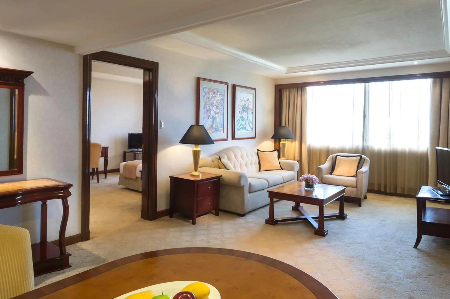 Living room in Marco Polo Plaza Cebu