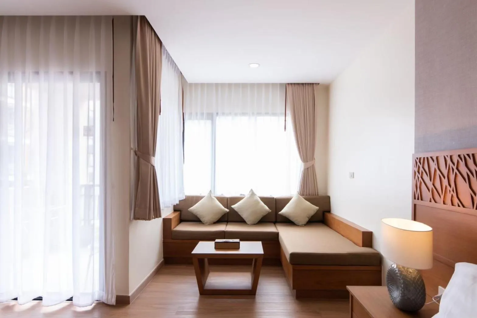 Seating area in Areca Lodge